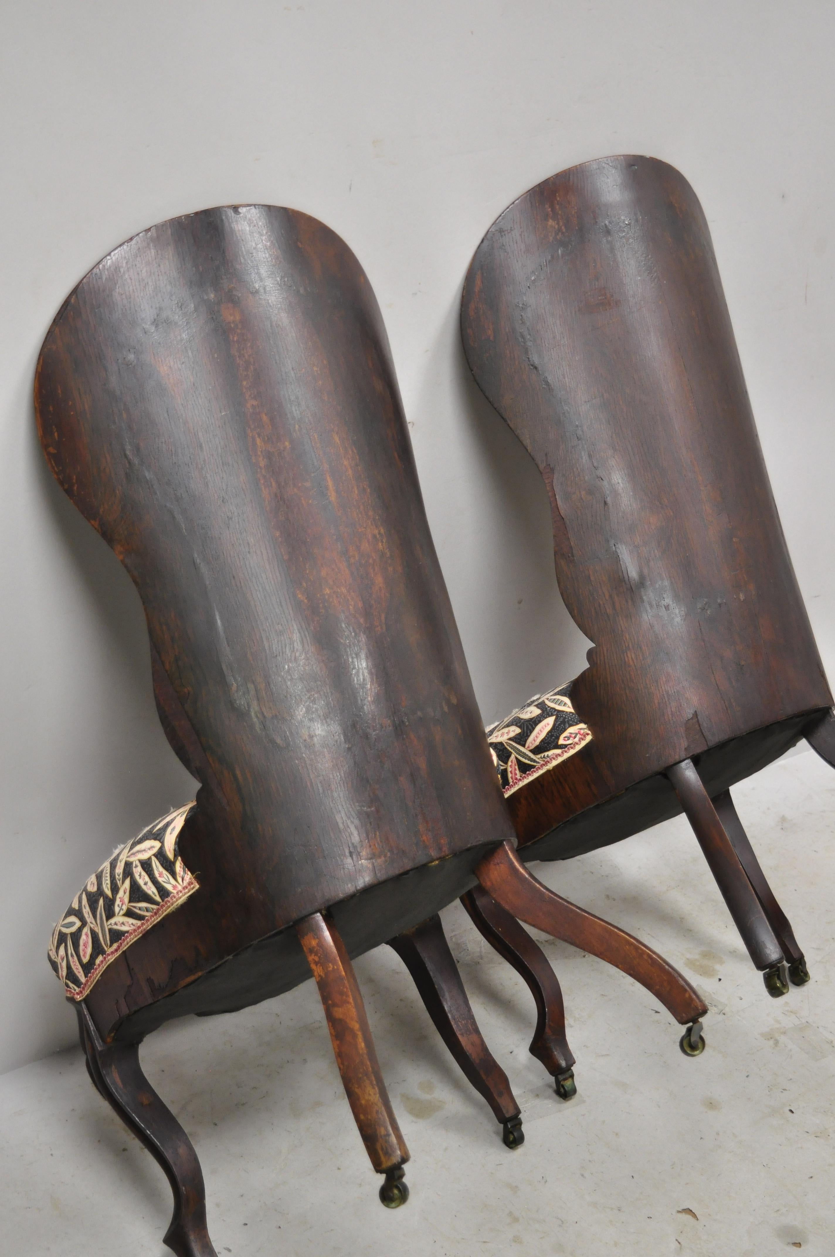 Laminated Rosewood John Henry Belter Victorian Slipper Lounge Chairs, a Pair For Sale 2