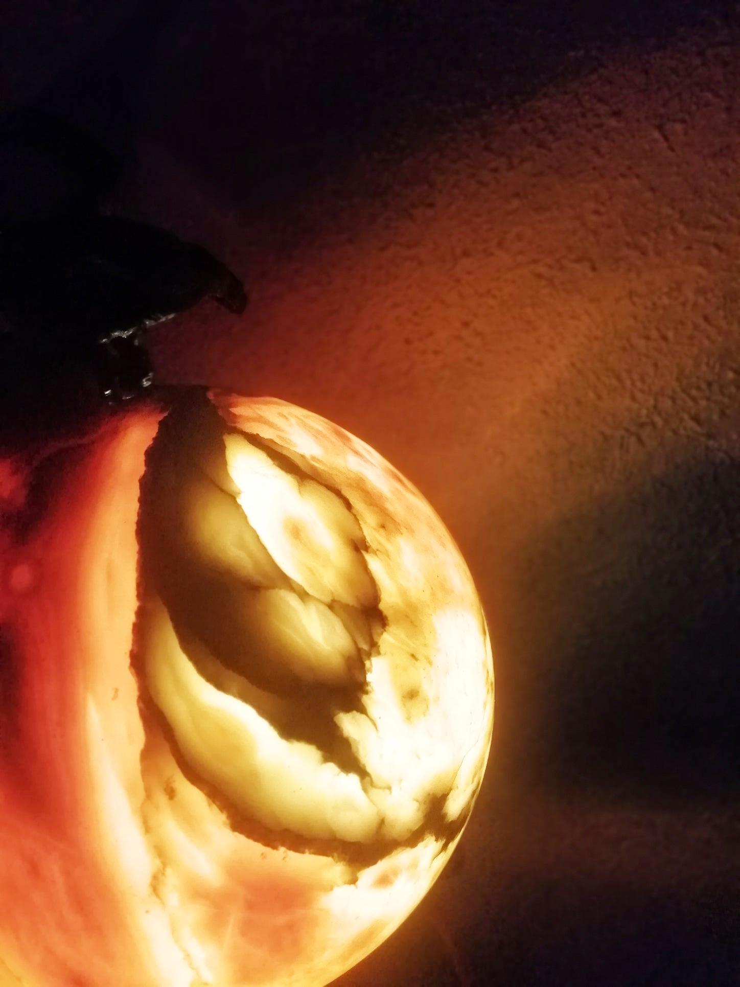  Rare lampe de bureau Art Déco en forme de globe en albâtre avec aigle en bronze de culture en vente 10
