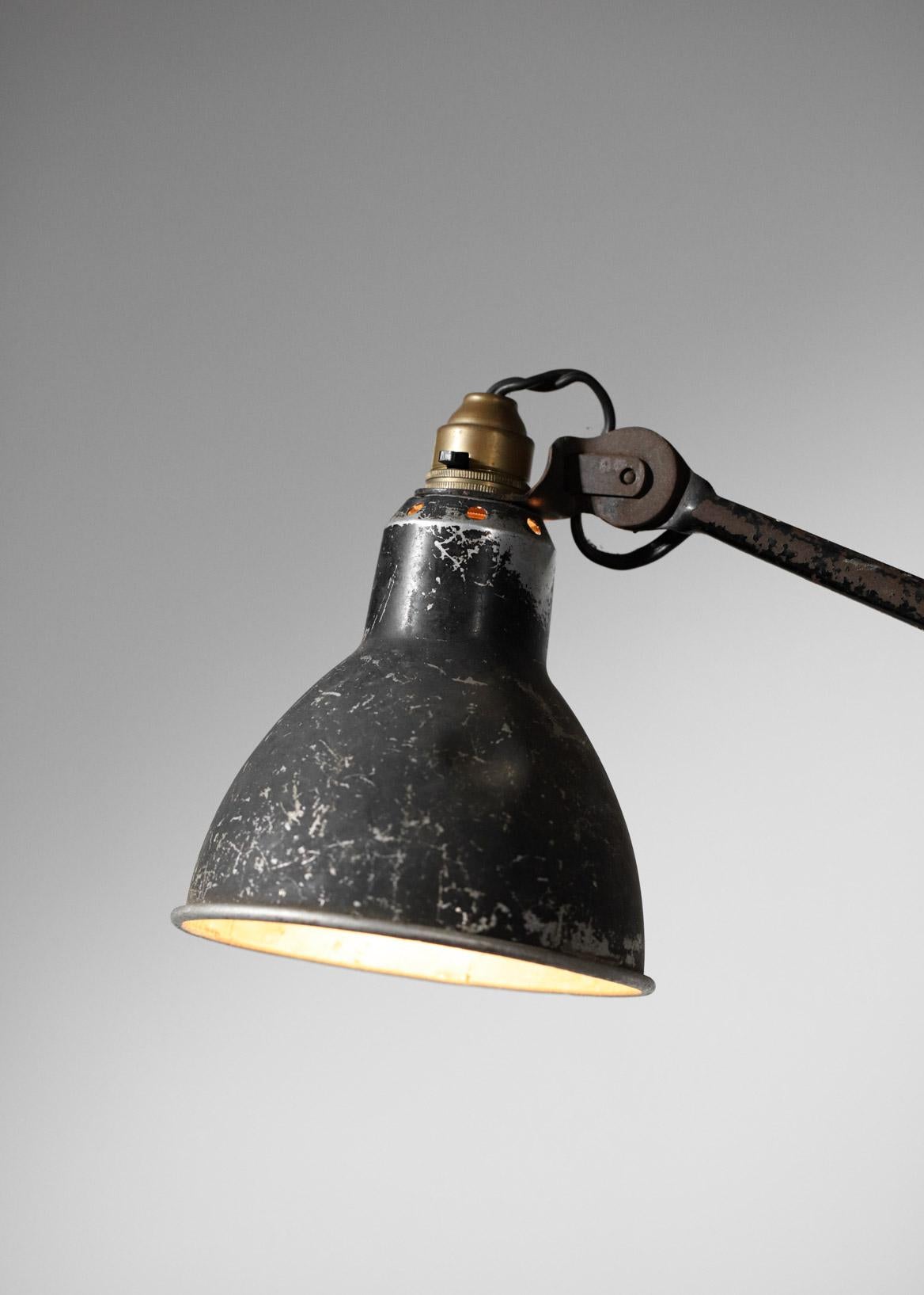 Lamp by Designer Bernard Albin Gras from the 1950s Le Corbusier French Design In Good Condition In Ternay, Auvergne-Rhône-Alpes
