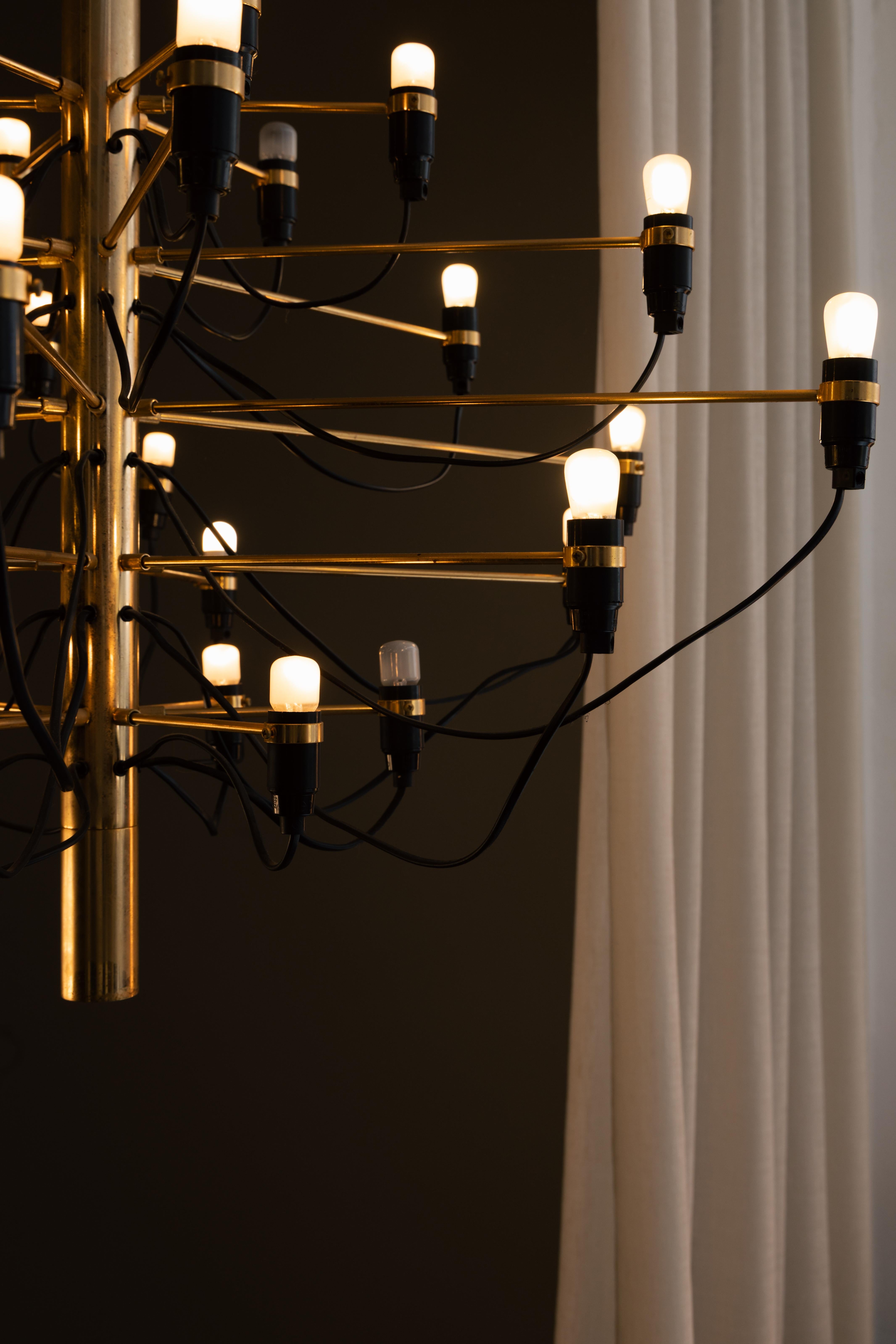 Lamp by Gino Sarfatti, mod. 2097 Flos in vendita 5