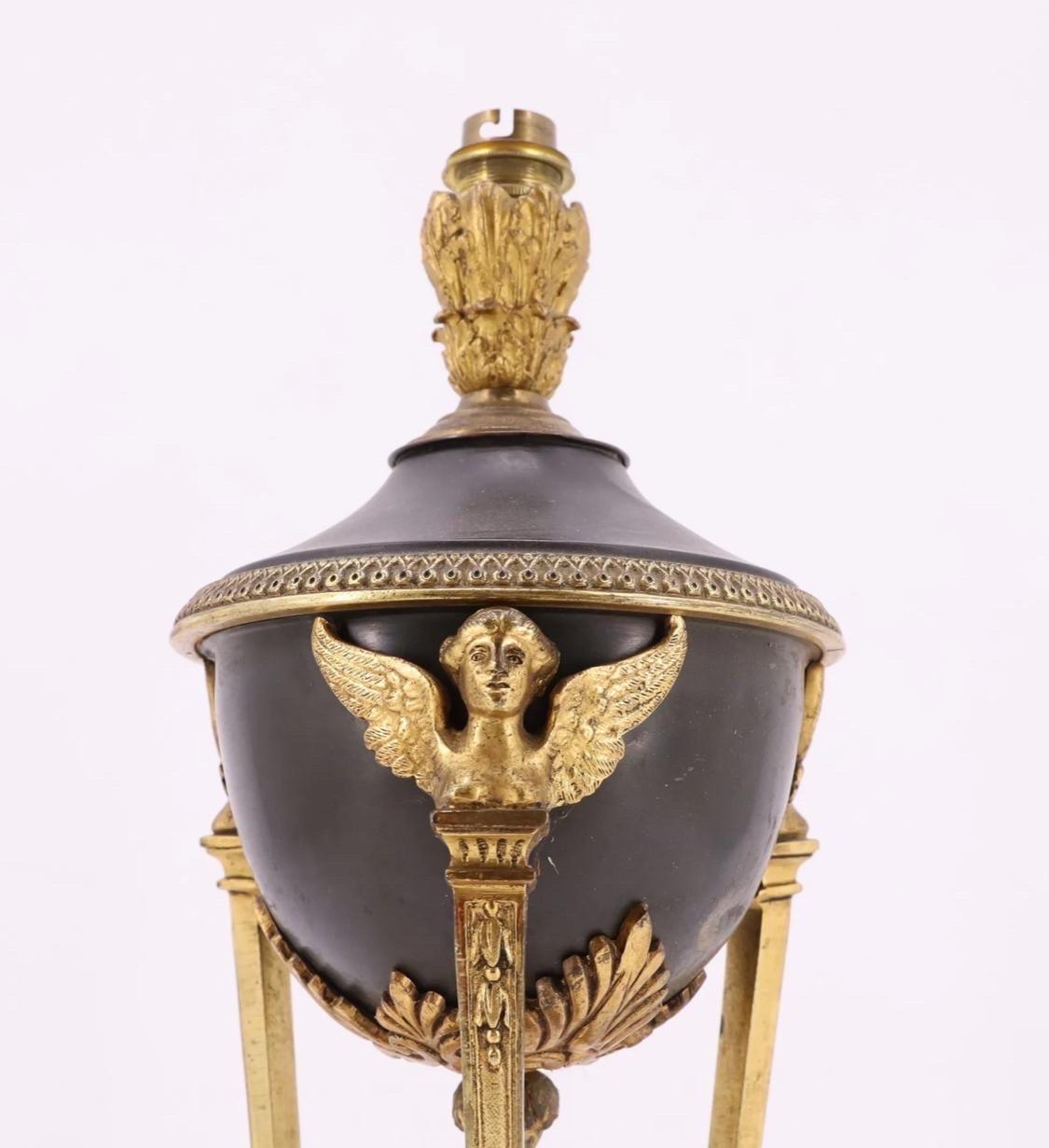 Gilt Lamp - Cassolette - Oil lamp - Empire style - Bronze - 19th France For Sale