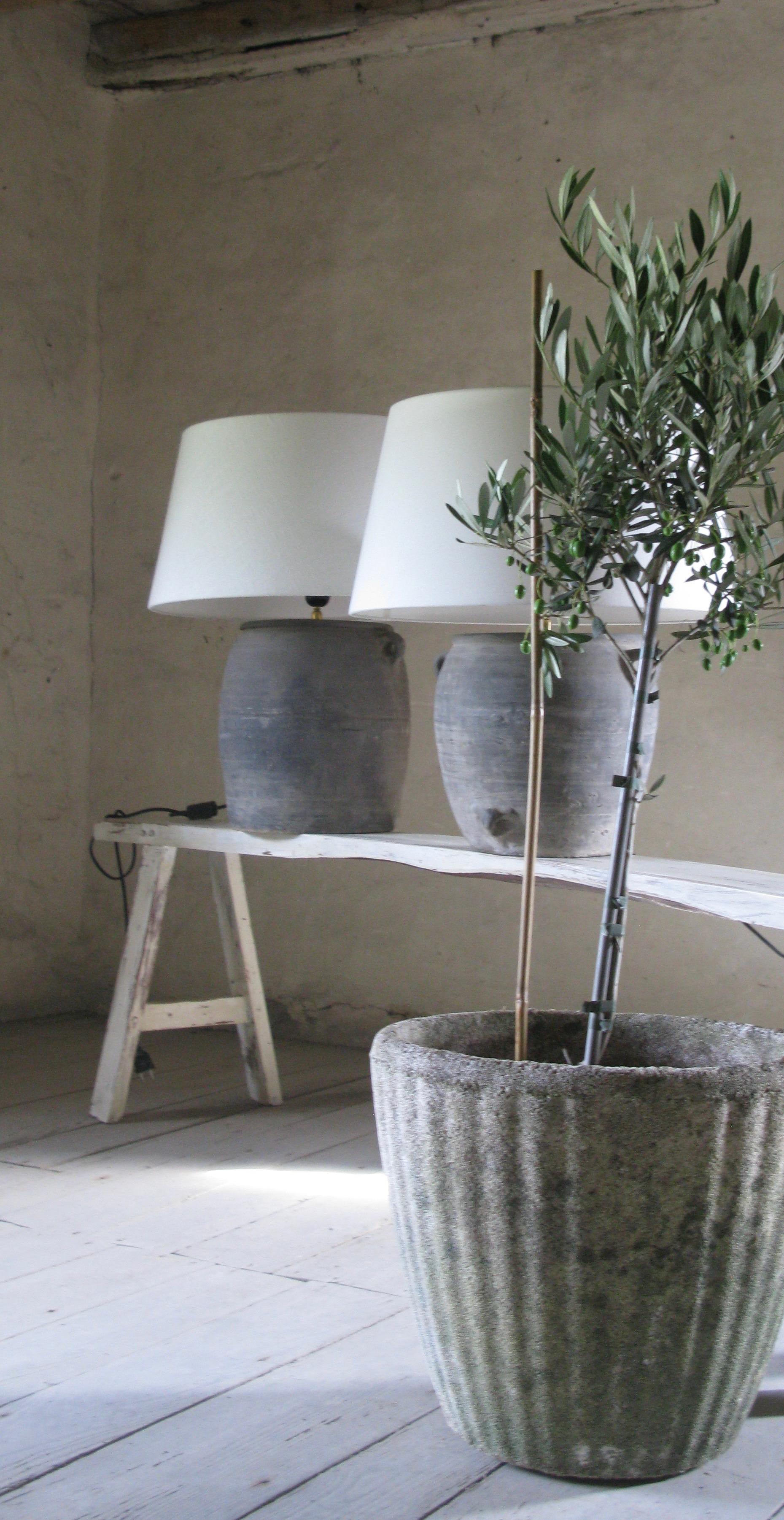 clay pot table lamp