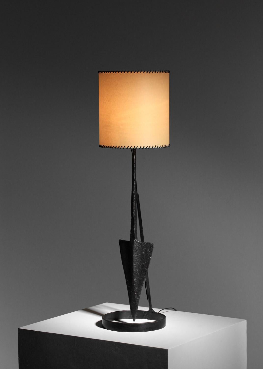 lampe / lampadaire populaire Brutalist en fer forgé en vente 7
