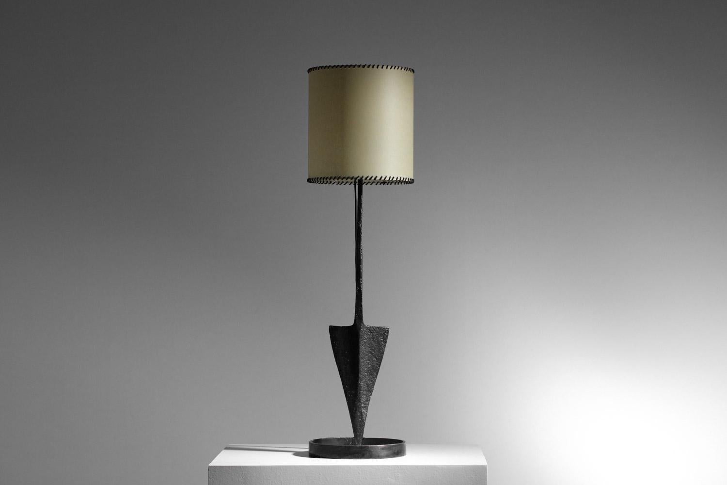 lampe / lampadaire populaire Brutalist en fer forgé en vente 9