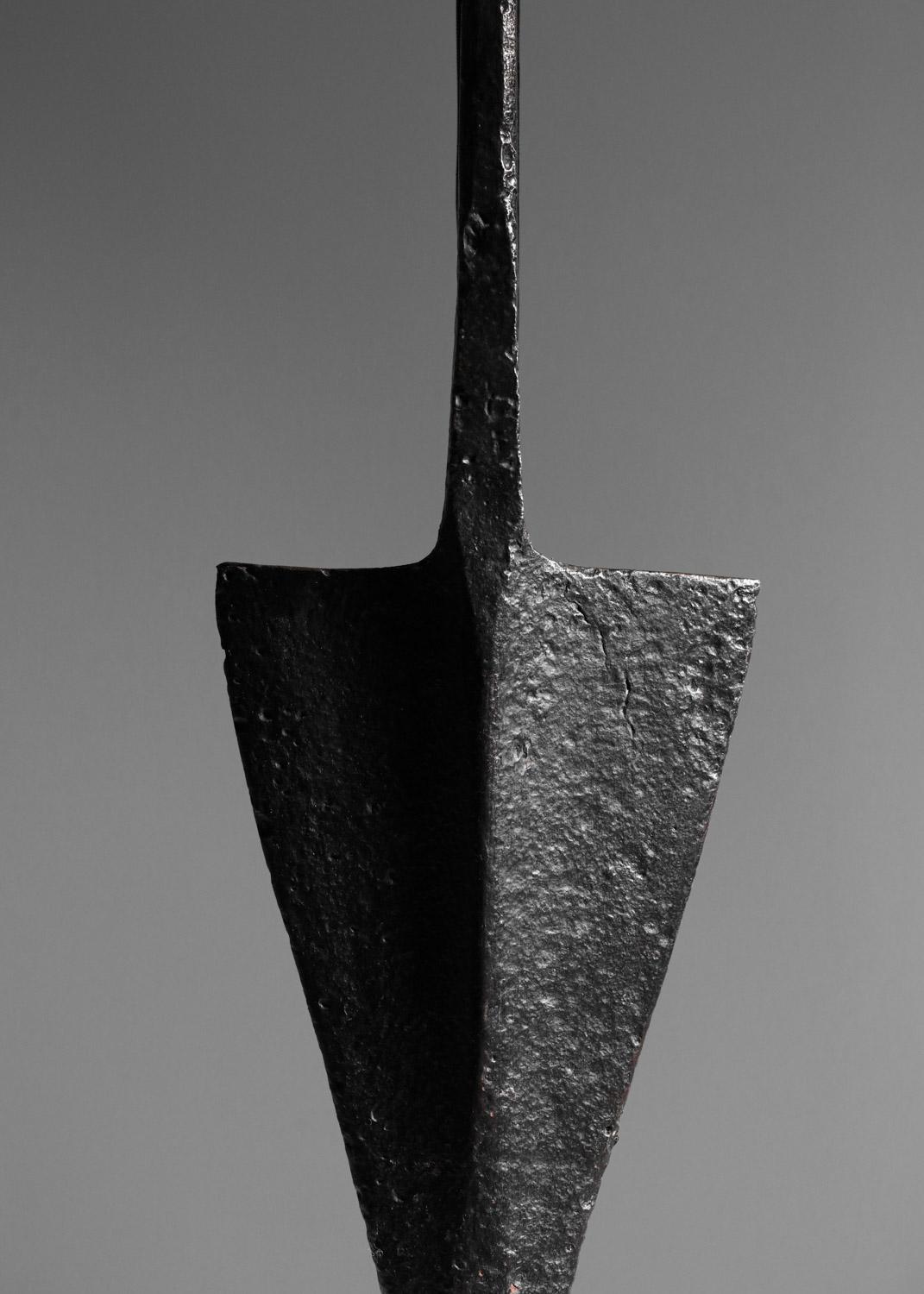 lampe / lampadaire populaire Brutalist en fer forgé en vente 2