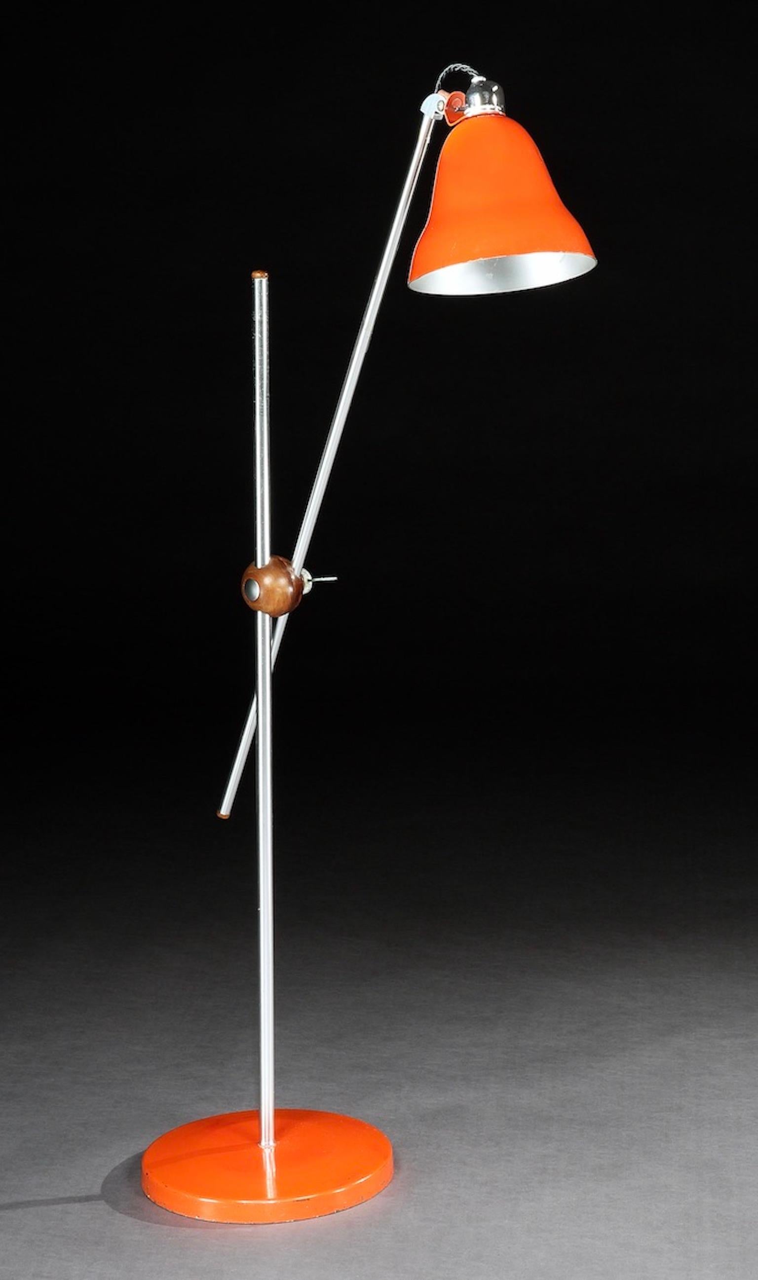 Mid-Century Modern, orange enameled, extending floor standing or reading lamp with original shade extending to 66 inches

- Elegant pared down form amalgamating three materials, metal, enamel, wood.
- Practical adjustable arm extending to 66