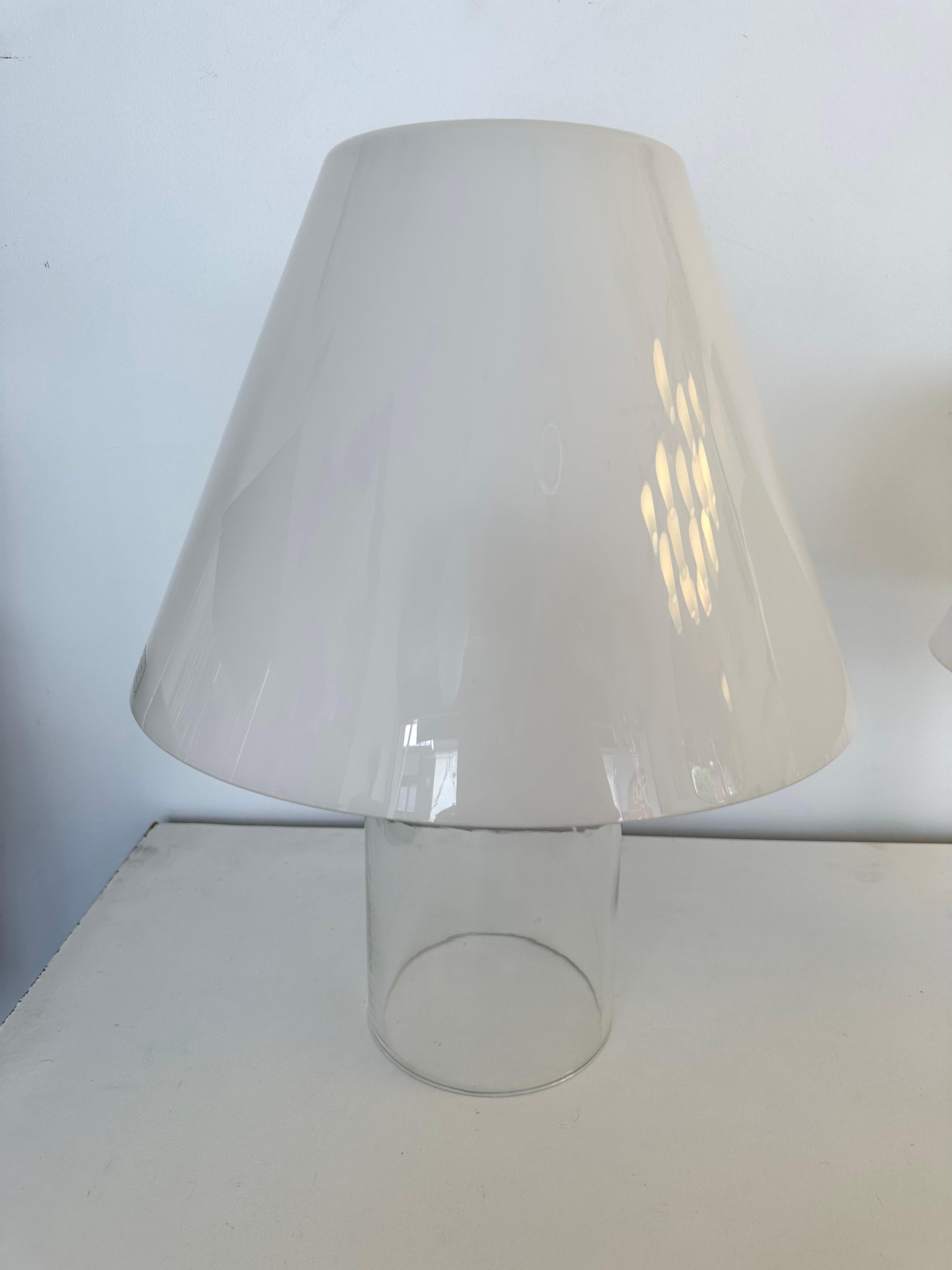 Mid-Century Modern Lampe avec abat-jour en verre de Murano par Murano Due, Italie, années 1980 en vente