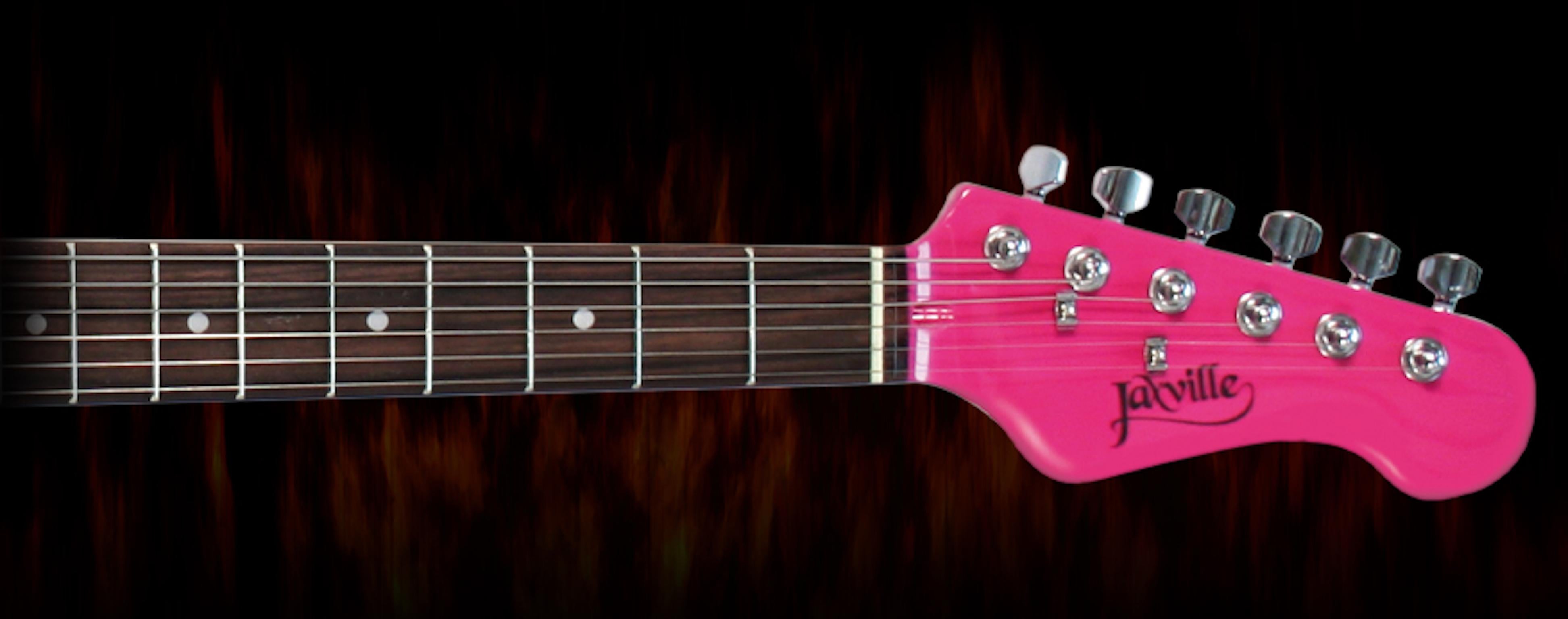 Lampe Gitarren Electric Punk Bubble Gum Pink, verchromter Ahornholz für Rock & Roll im Zustand „Hervorragend“ im Angebot in BUNGAY, SUFFOLK