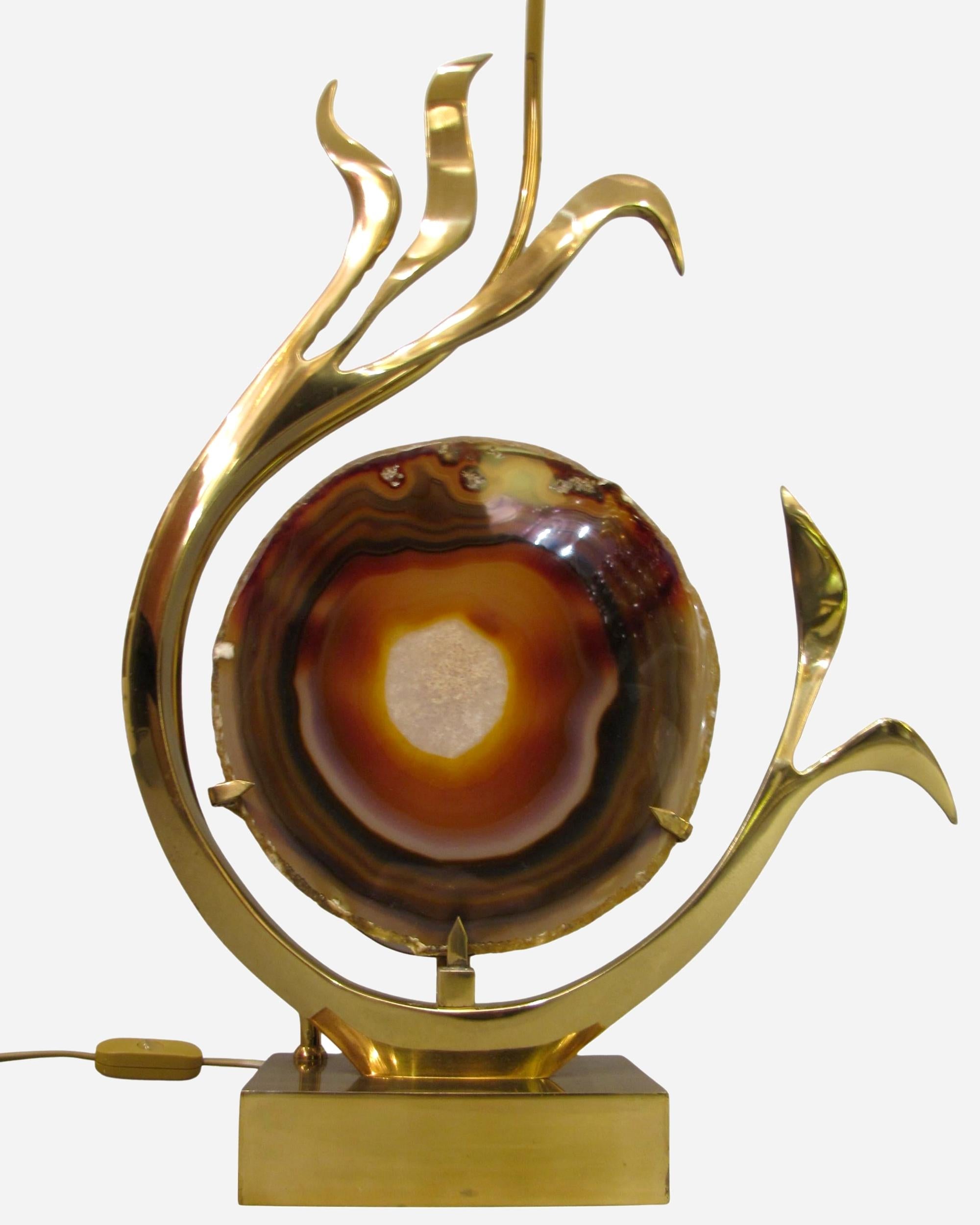 Belga Lampada in ottone e agata a fette, di Willy Daro, Bruxelles, Belgio, circa 1970 in vendita