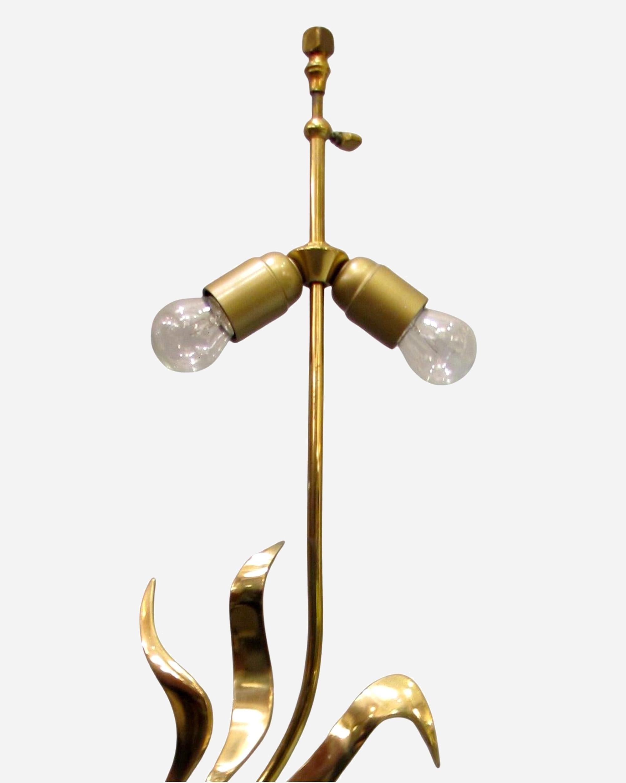 Lampada in ottone e agata a fette, di Willy Daro, Bruxelles, Belgio, circa 1970 In condizioni buone in vendita a Paris, FR