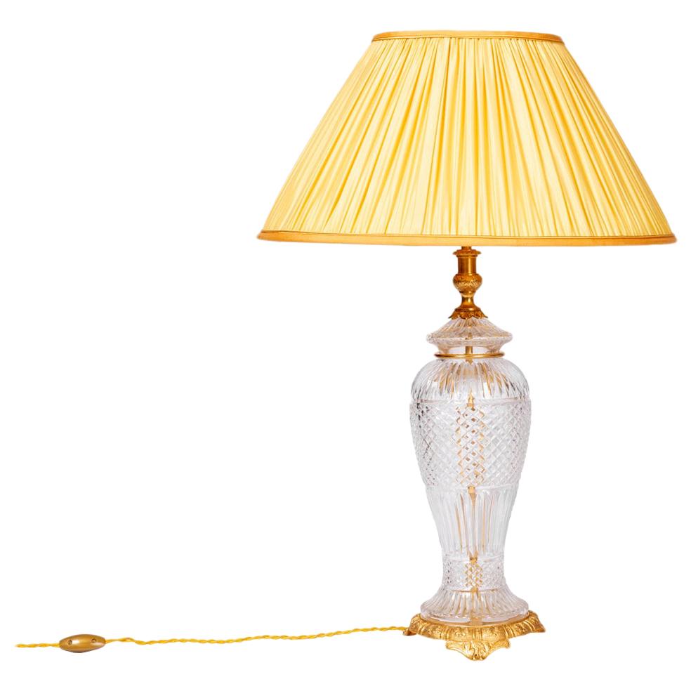 Lampe en cristal et bronze doré:: 1950 en vente