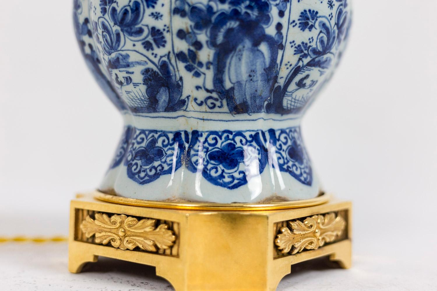 Lamp in Delft Earthenware and Gilt Bronze, 19th Century For Sale 4