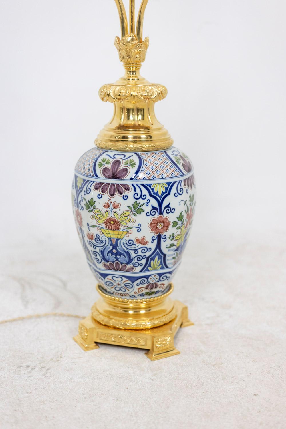 19th Century Lamp in earthenware of Delft, nineteenth century For Sale