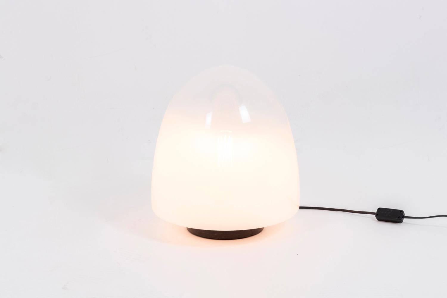 Murano glass lamp representing a cloudy dome.

Italian work realized in the 1970s.

 