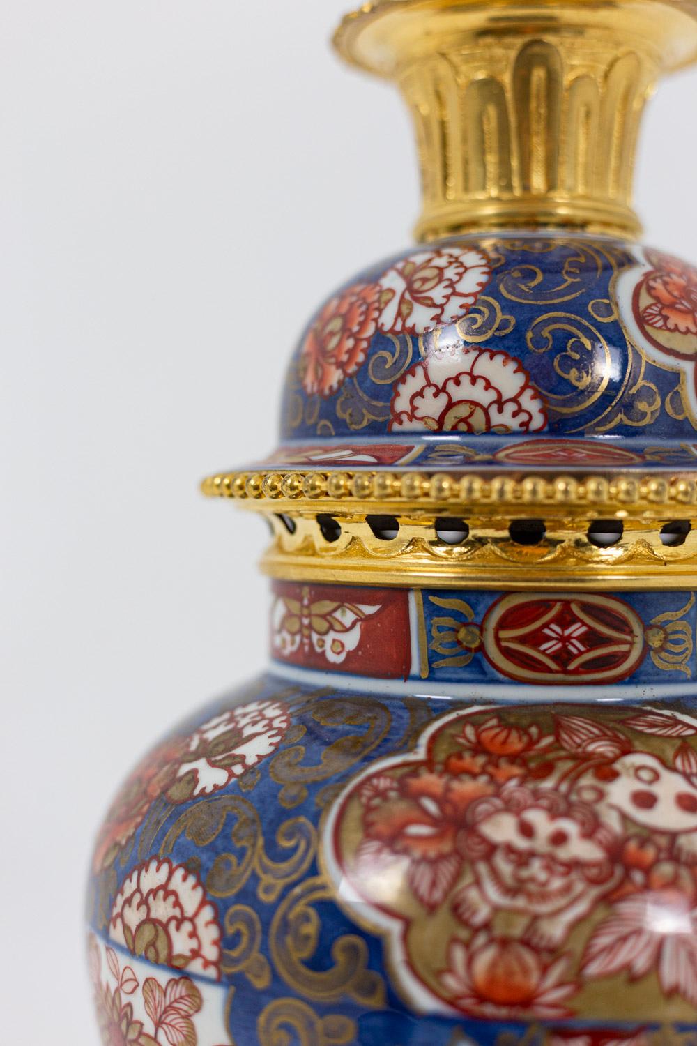 Lamp in Imari Porcelain and Gilt Bronze, circa 1880 In Fair Condition For Sale In Saint-Ouen, FR