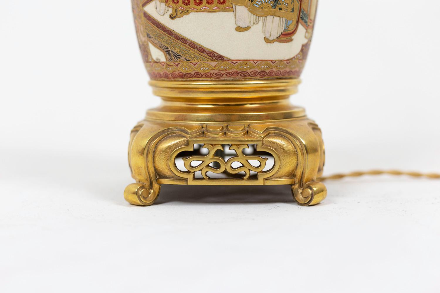 Lampe aus Satsuma Steingut und vergoldeter Bronze, um 1880 im Angebot 1