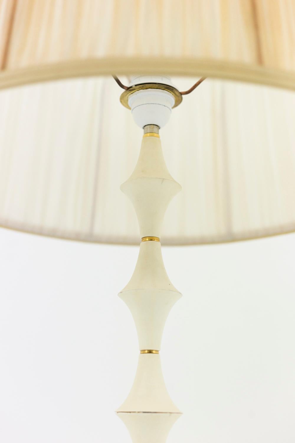 European Lamp in White Resin and Gilt Brass, 1970s For Sale