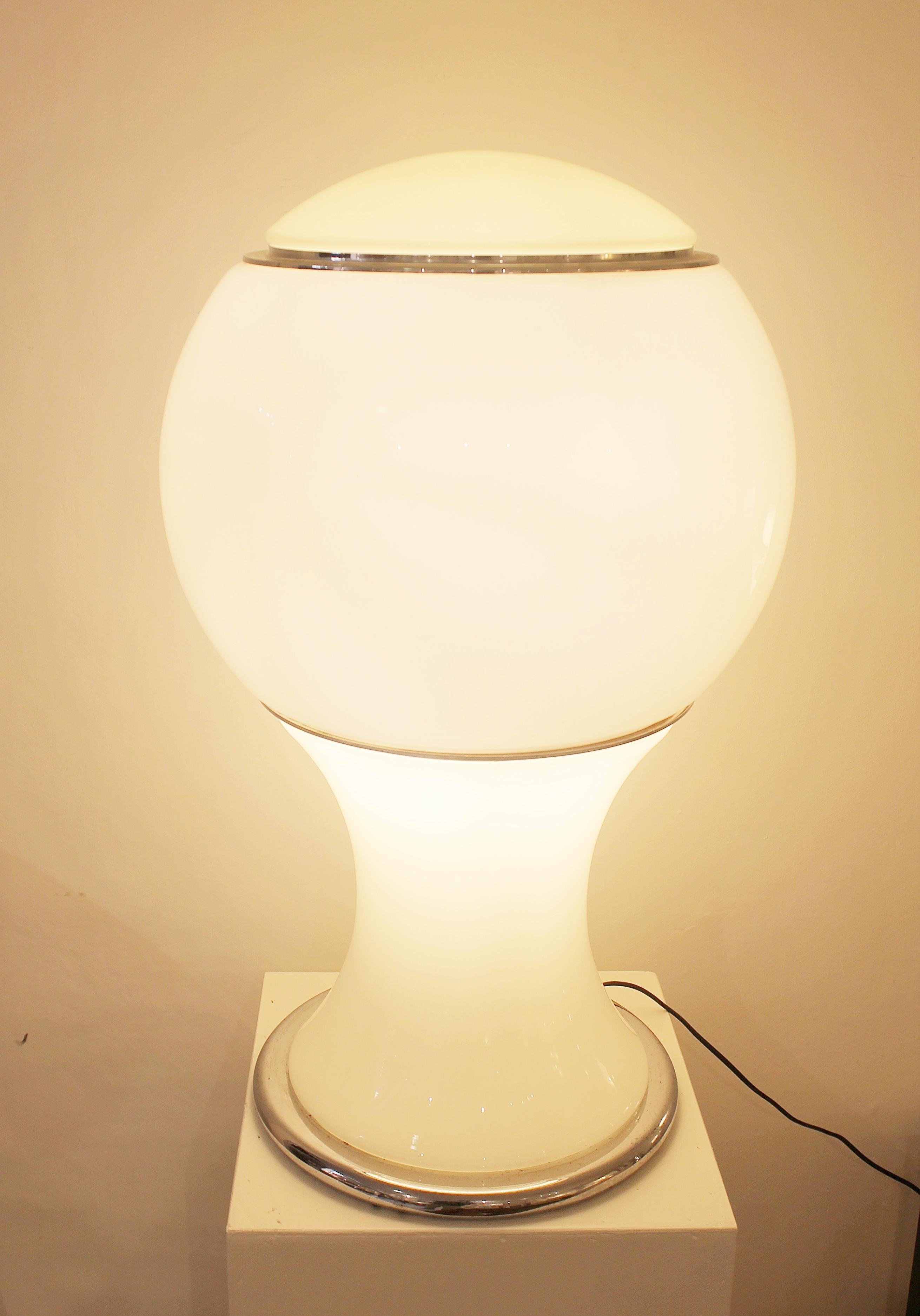 Lamp model 'Mongolfiera' by Gianni Celada for Fontana Arte, Italy, 1960s.