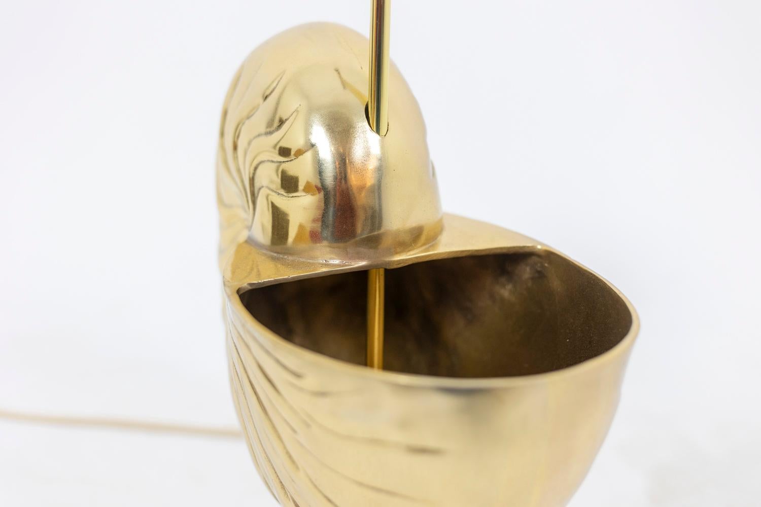 Lamp Nautilus in Gilt Bronze, 1970s In Good Condition For Sale In Saint-Ouen, FR