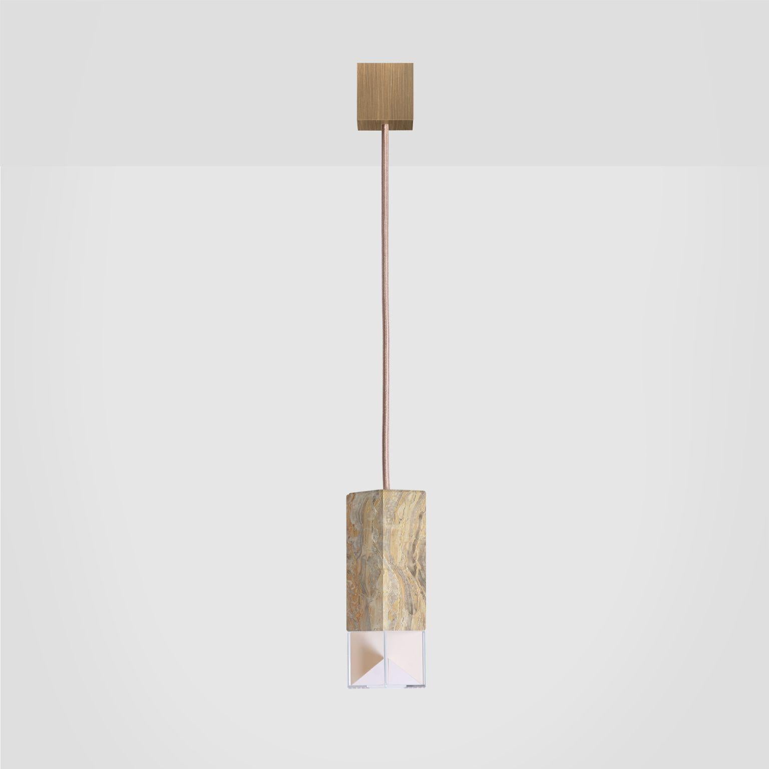 Lamp one marble 02 revamp edition by Formaminima
Dimensions: D 5 x W 5 x H 17 cm
Materials: Body lamp: handcrafted solid Arabescato Orobico grey and orange, polished finish, Crystal glass diffuser, Limoges porcelain sheets, biscuit-finish. Ceiling