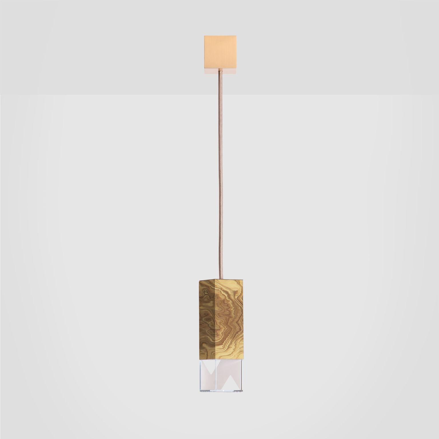 Lamp one wood 01 by Formaminima
Dimensions: D 5 x W 5 x H 17 cm.
Materials: Body lamp: Olive briarwood, Crystal glass diffuser, Limoges porcelain sheets, biscuit-finish. Ceiling rose: solid brass, satin finish.

Light source supplied per