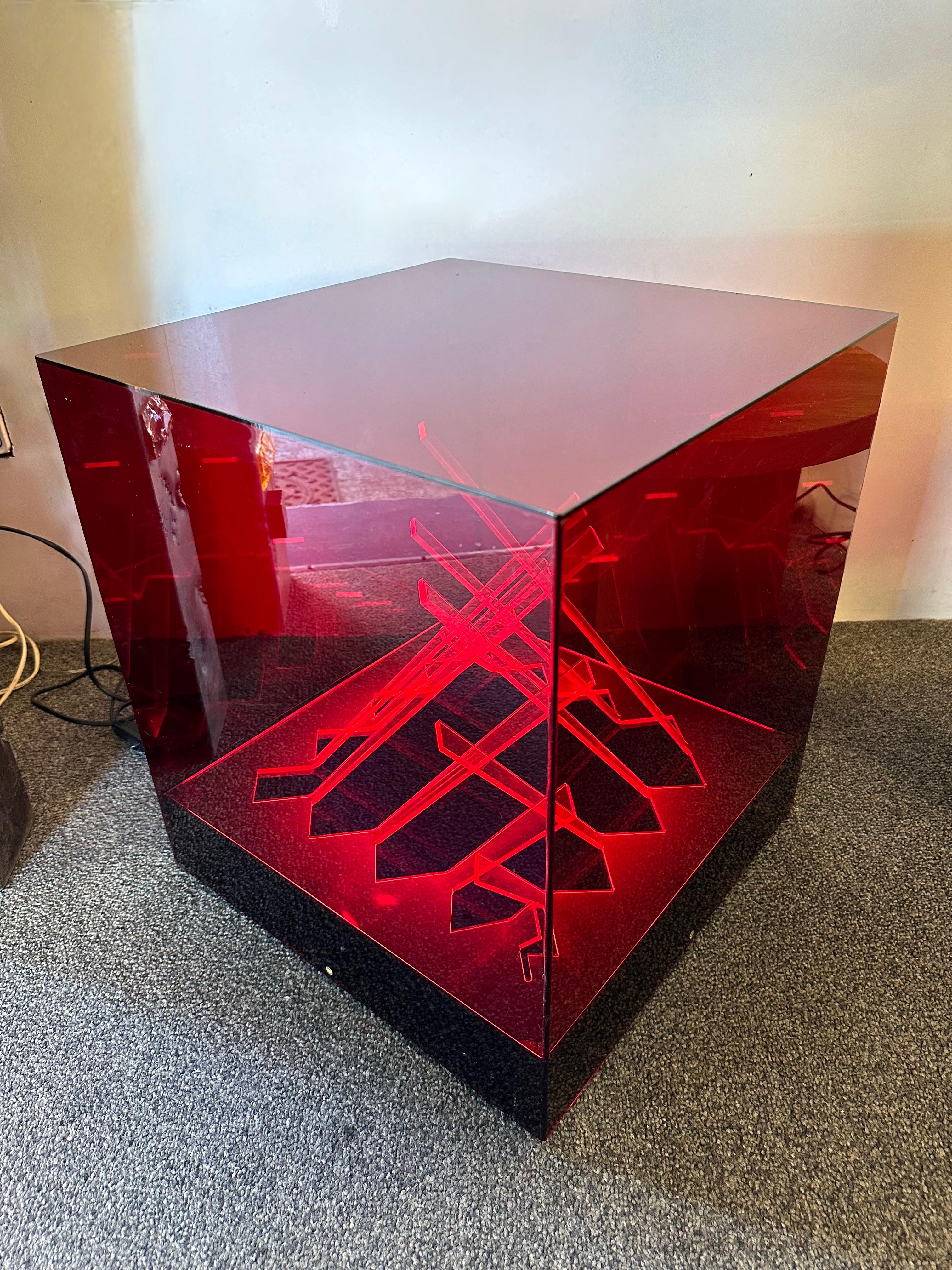 Lamp Sculpture Cinetic Cubo Di Teo Plexiglass by James Riviere, Italy, 1970s For Sale 5