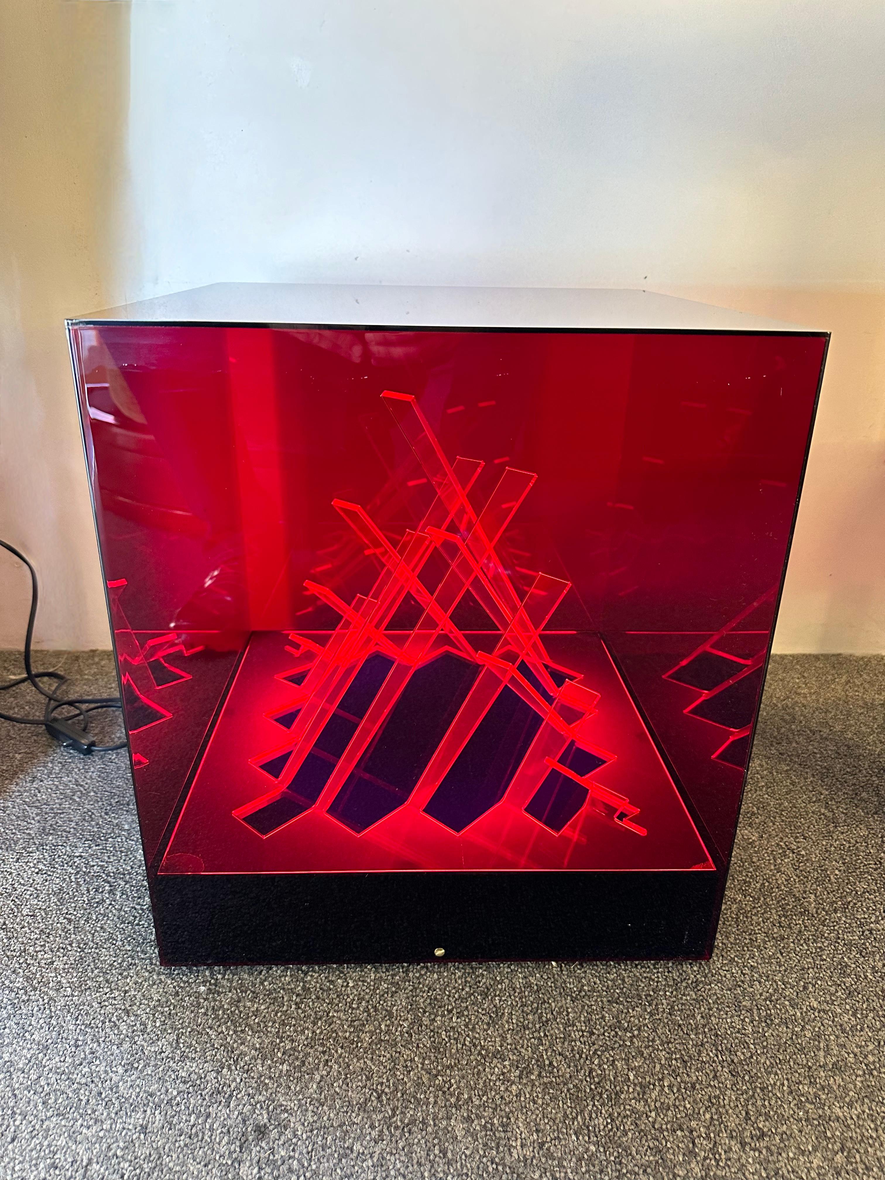 Lamp Sculpture Cinetic Cubo Di Teo Plexiglass by James Riviere, Italy, 1970s For Sale 1