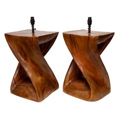 lámpara mesa madera dura escultura tallada 21" altura pantallas a medida