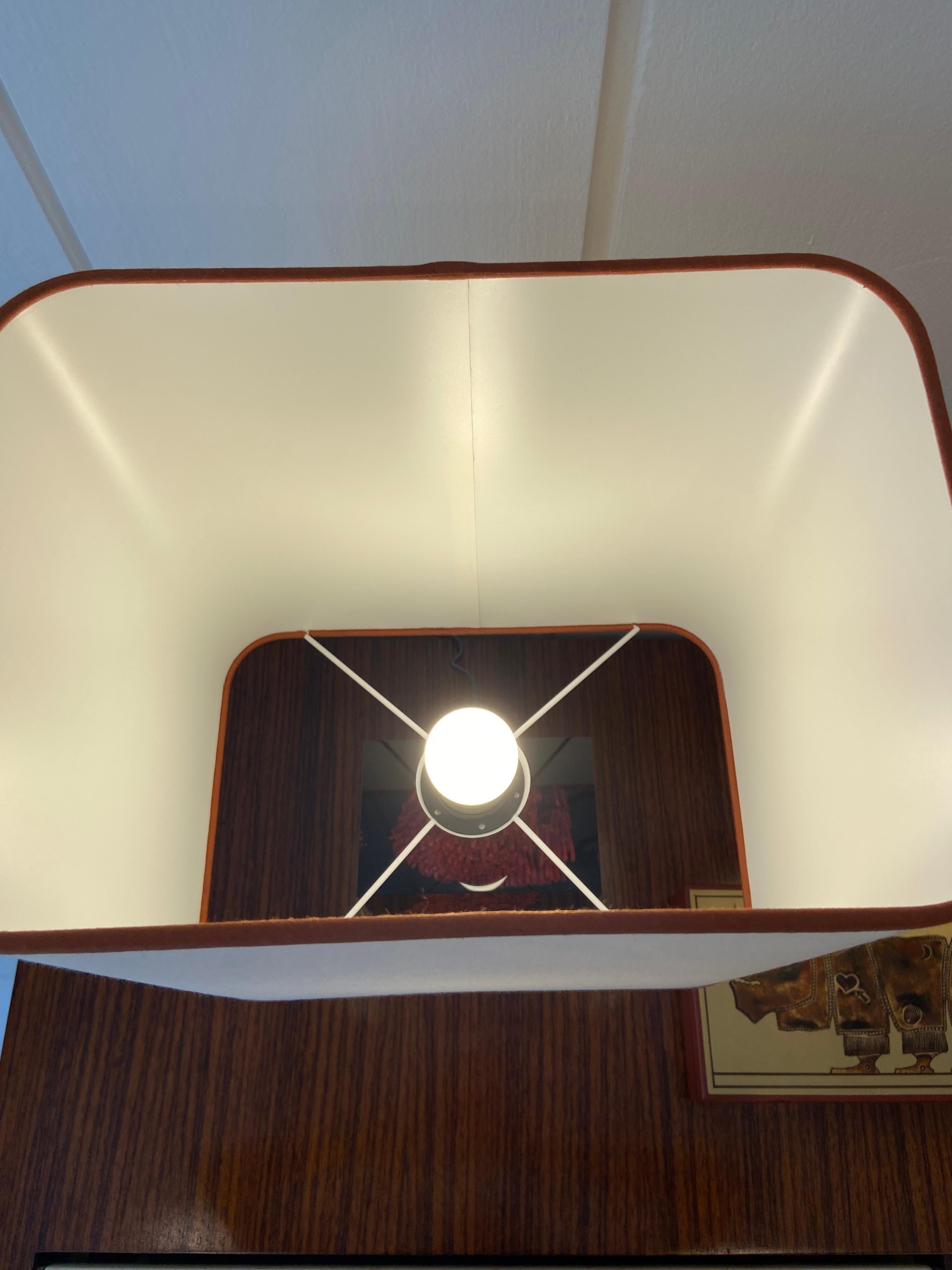 Lamp with a Coral Resin Inclusion by Pierre Giraudon For Sale 6