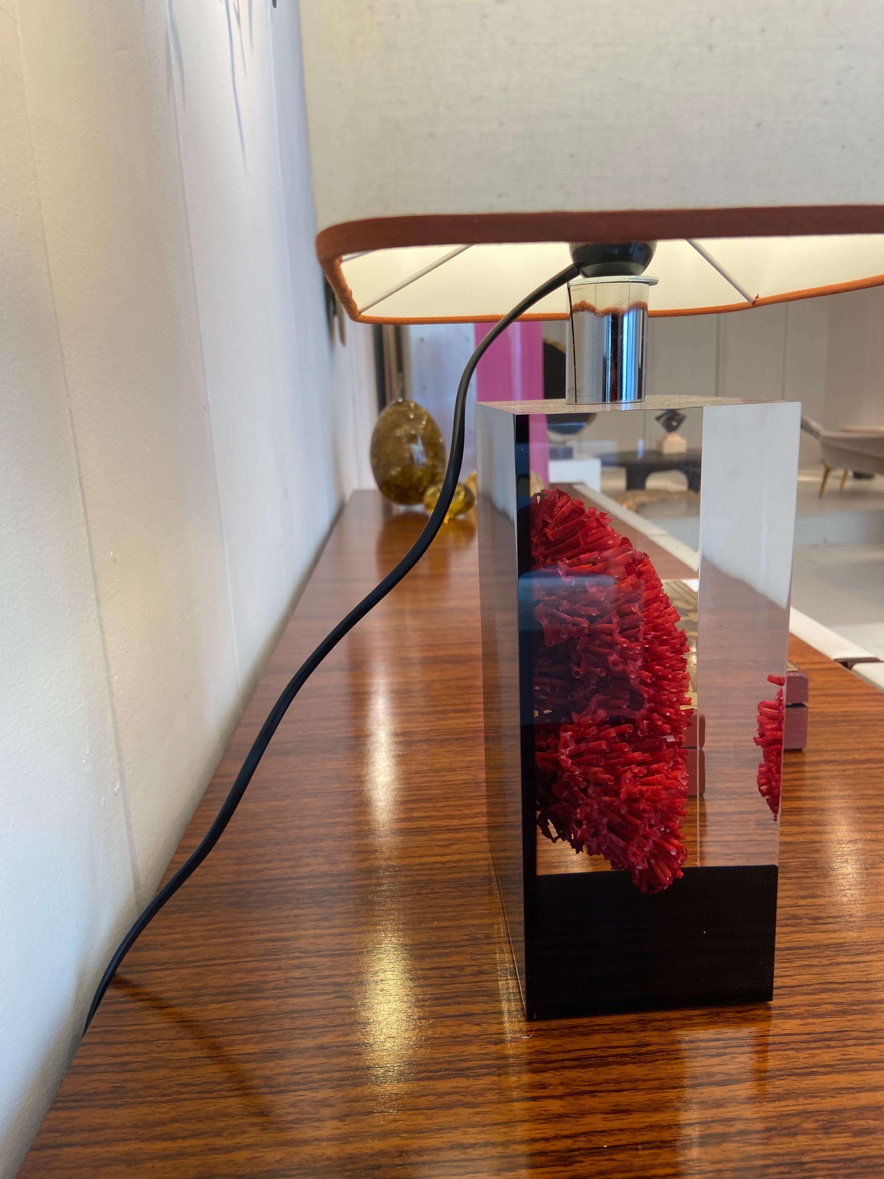 Lamp with a Coral Resin Inclusion by Pierre Giraudon For Sale 8