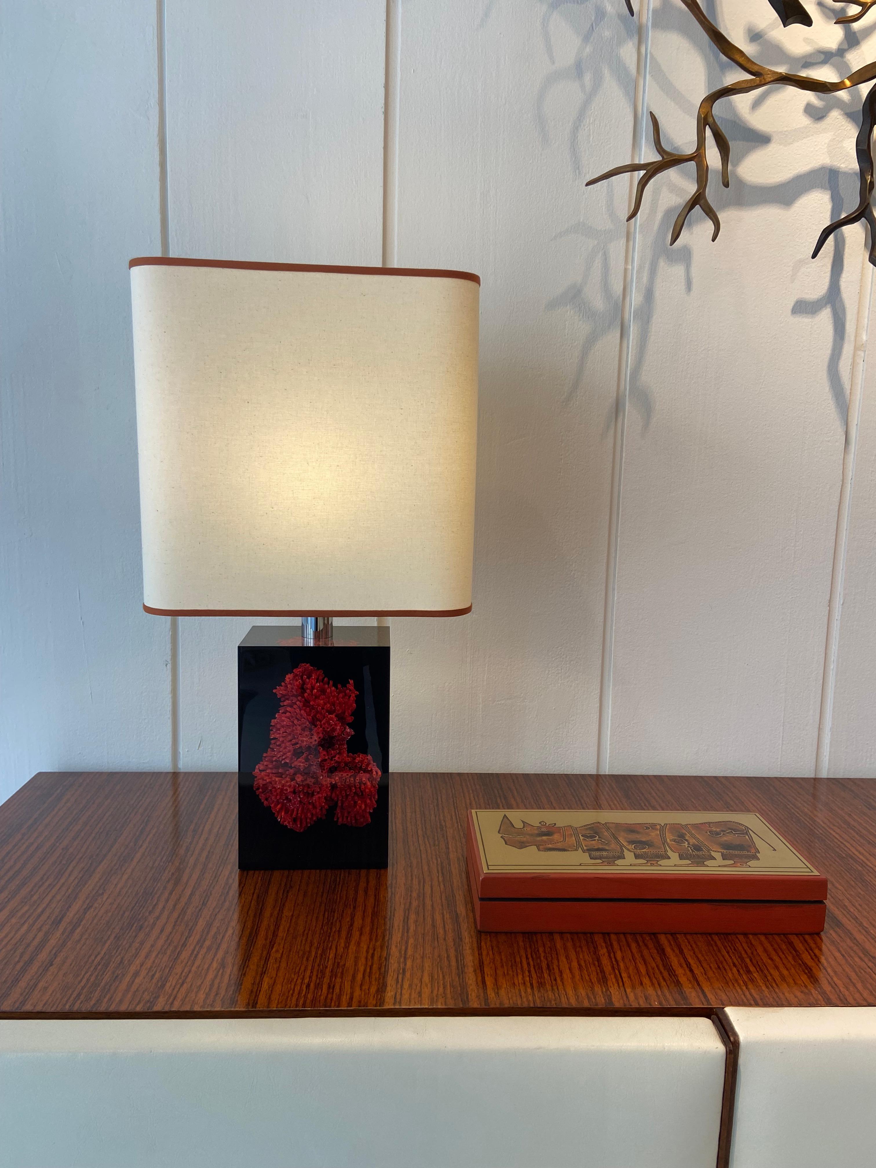 Late 20th Century Lamp with a Coral Resin Inclusion by Pierre Giraudon For Sale