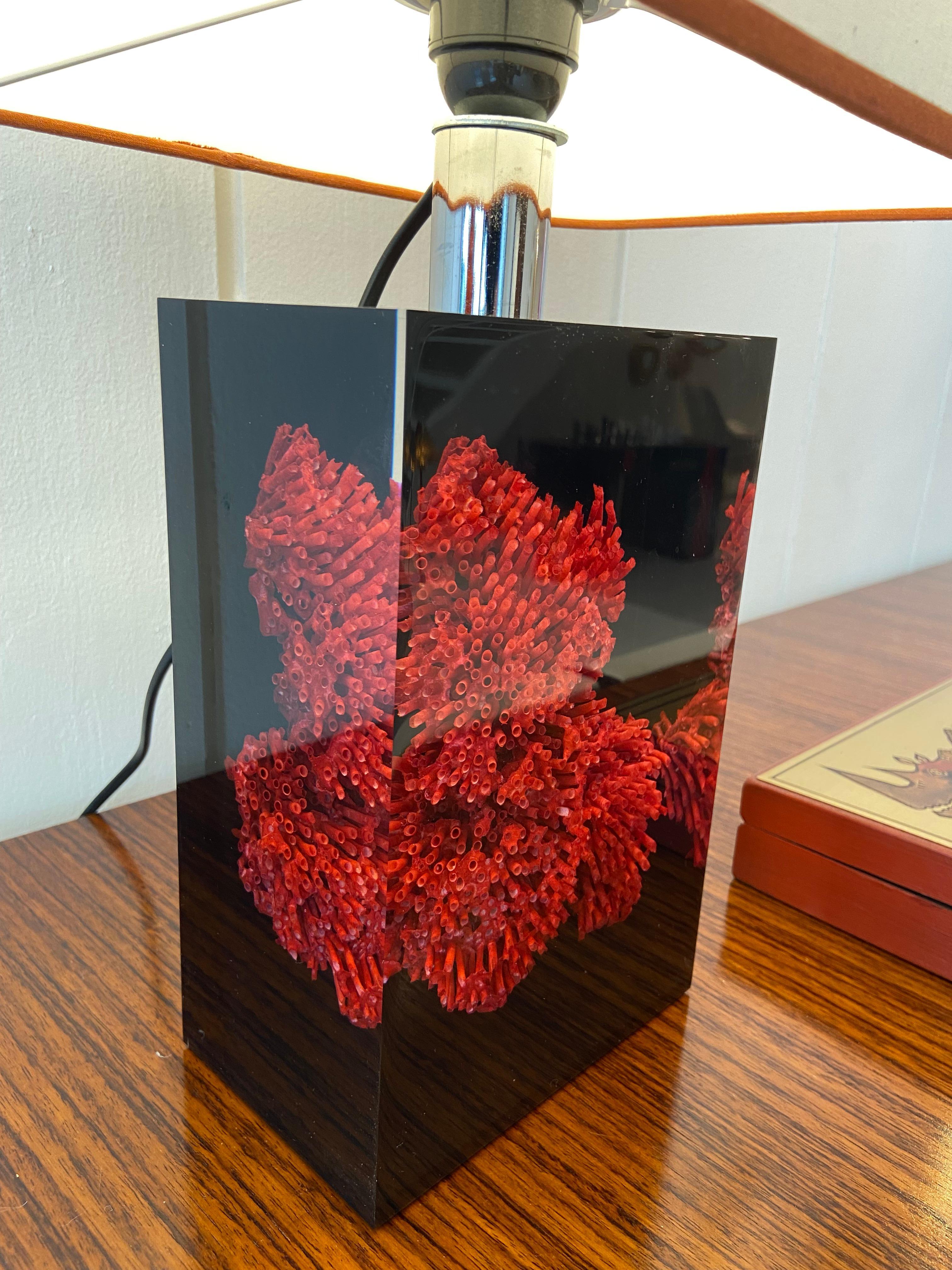 Lamp with a Coral Resin Inclusion by Pierre Giraudon For Sale 2