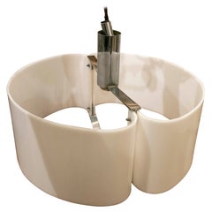 Lampe avec abat-jour Metraquilat et structure en acier