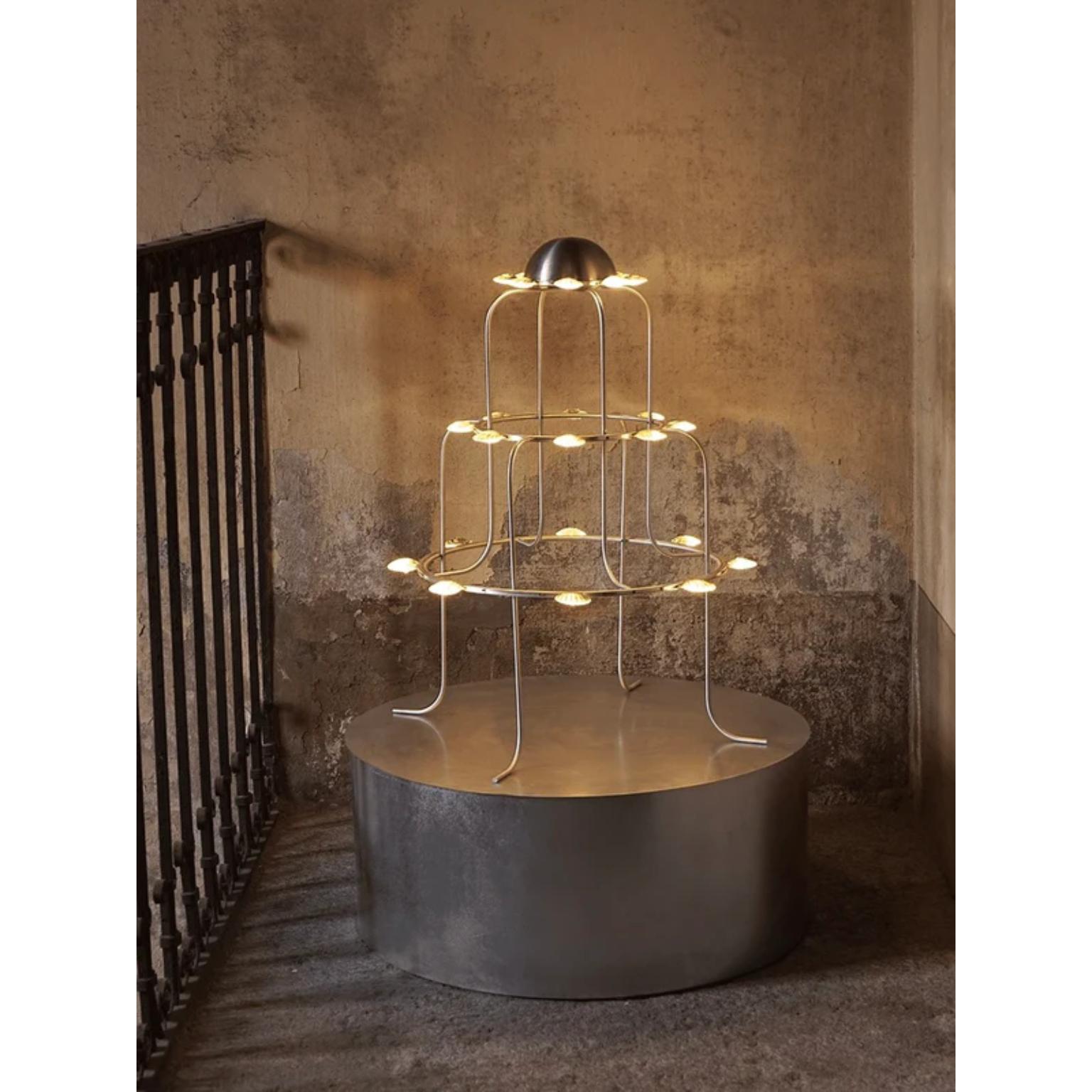 Tedesco Lampada con conchiglie in metallo e alluminio di Touch With Eyes in vendita