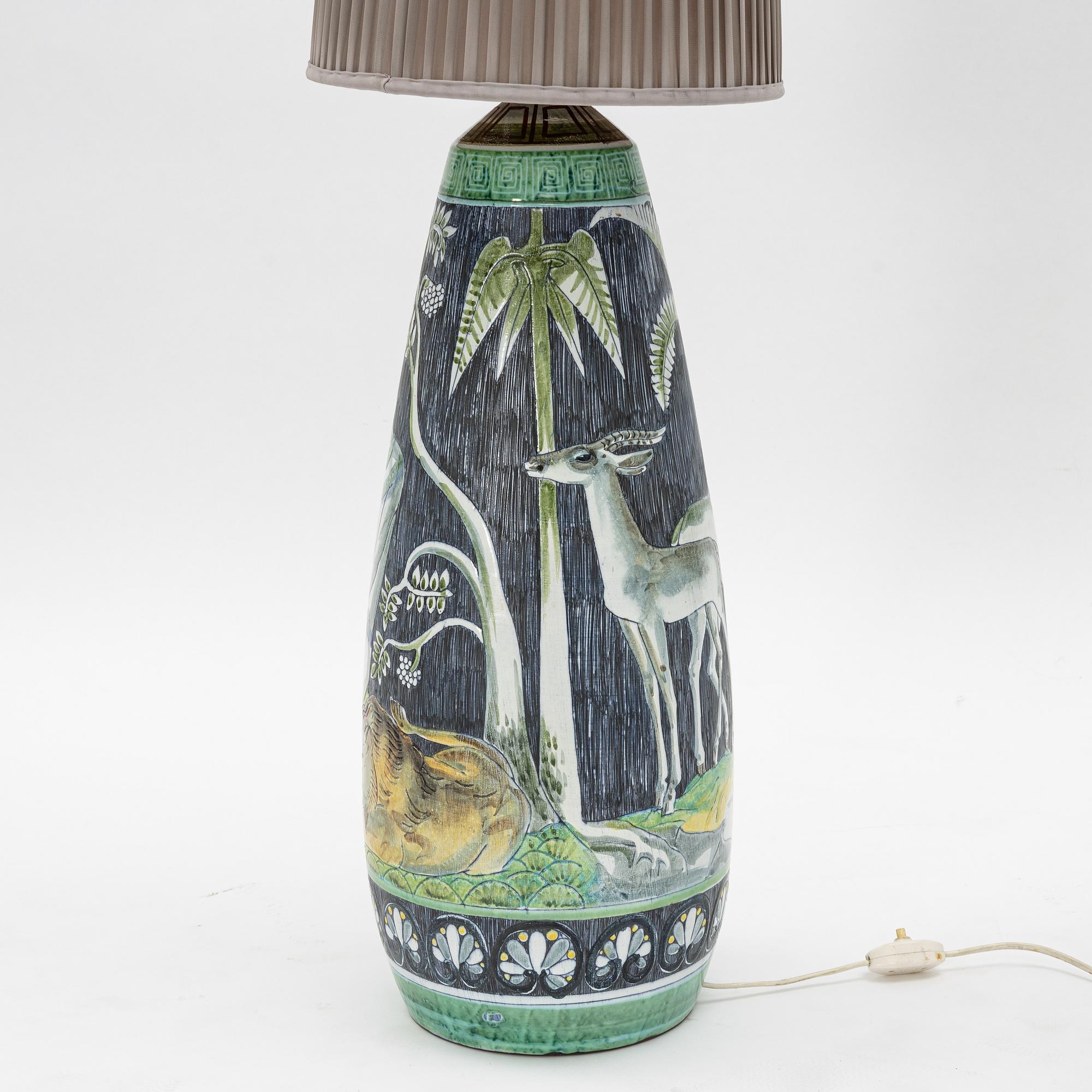 20ième siècle Lampe XXL de M Zawadski, peinte à la main Tilgmans, Suède, 1961, signée et datée en vente