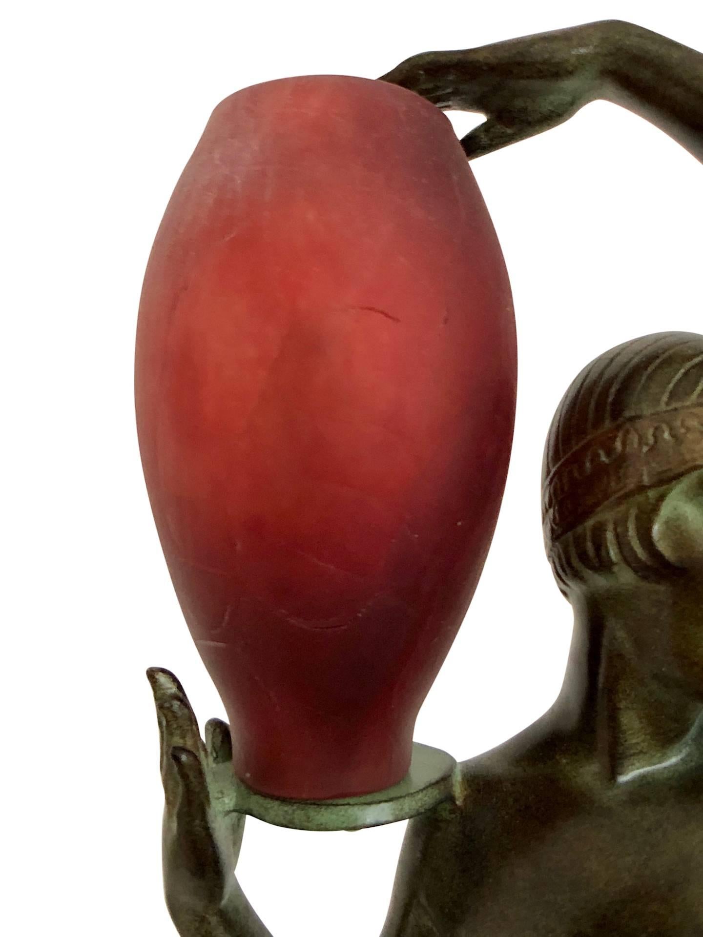 Lamp, Sculpture in Spelter, Odalisque by Fayral, Original Max Le Verrier im Zustand „Hervorragend“ in Ulm, DE