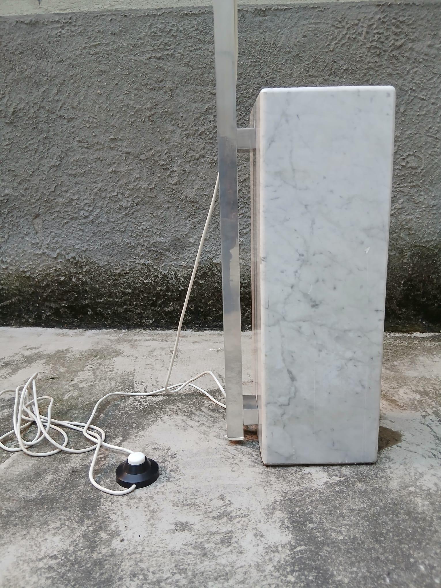 Lampe à arc extensible en métal marbré - Goffredo Reggiani - Italie - années 1970 en vente 2