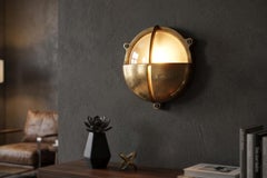 Vintage Nautical Bulkhead Lamp in Solid Brass - Industrial Style Autent