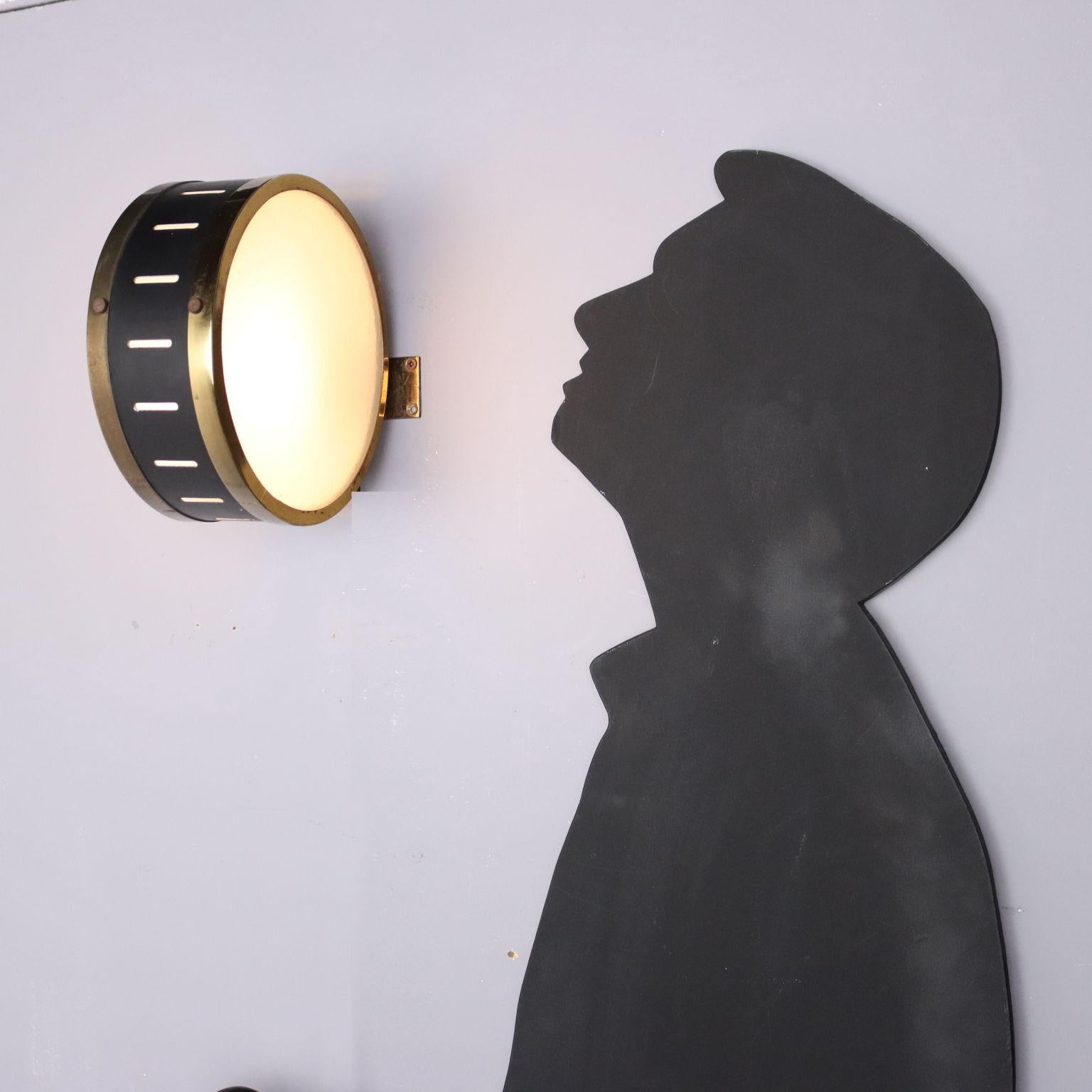 1960er Jahre Runde Wandlampe (Moderne der Mitte des Jahrhunderts)