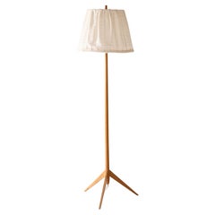 Floor lamp with fabric shade