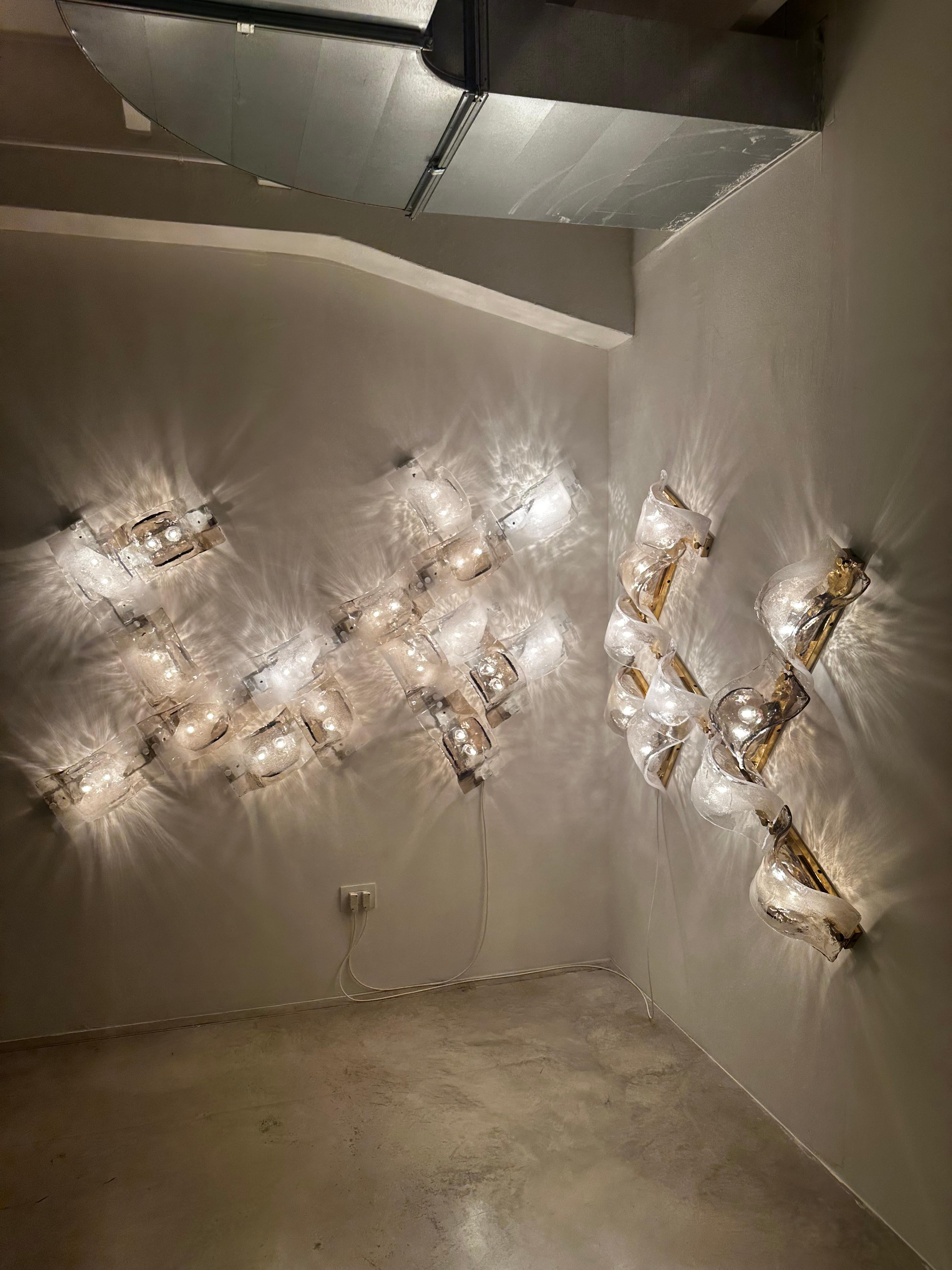 Lampada a soffitto/parete in vetro di Murano, design di Carlo Nason per Mazzega In condizioni buone in vendita a Milano, Lombardia