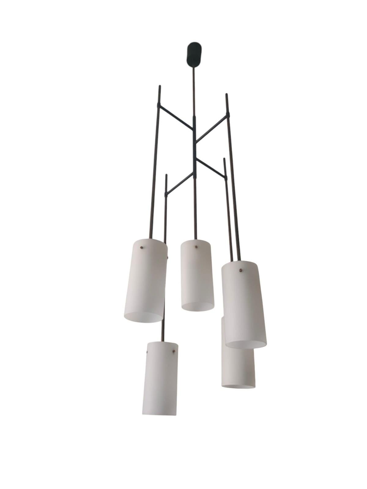 Mid-Century moderno Lampada a sospensione a cinque luci Stilnovo, anni '60 - lampadario in vendita