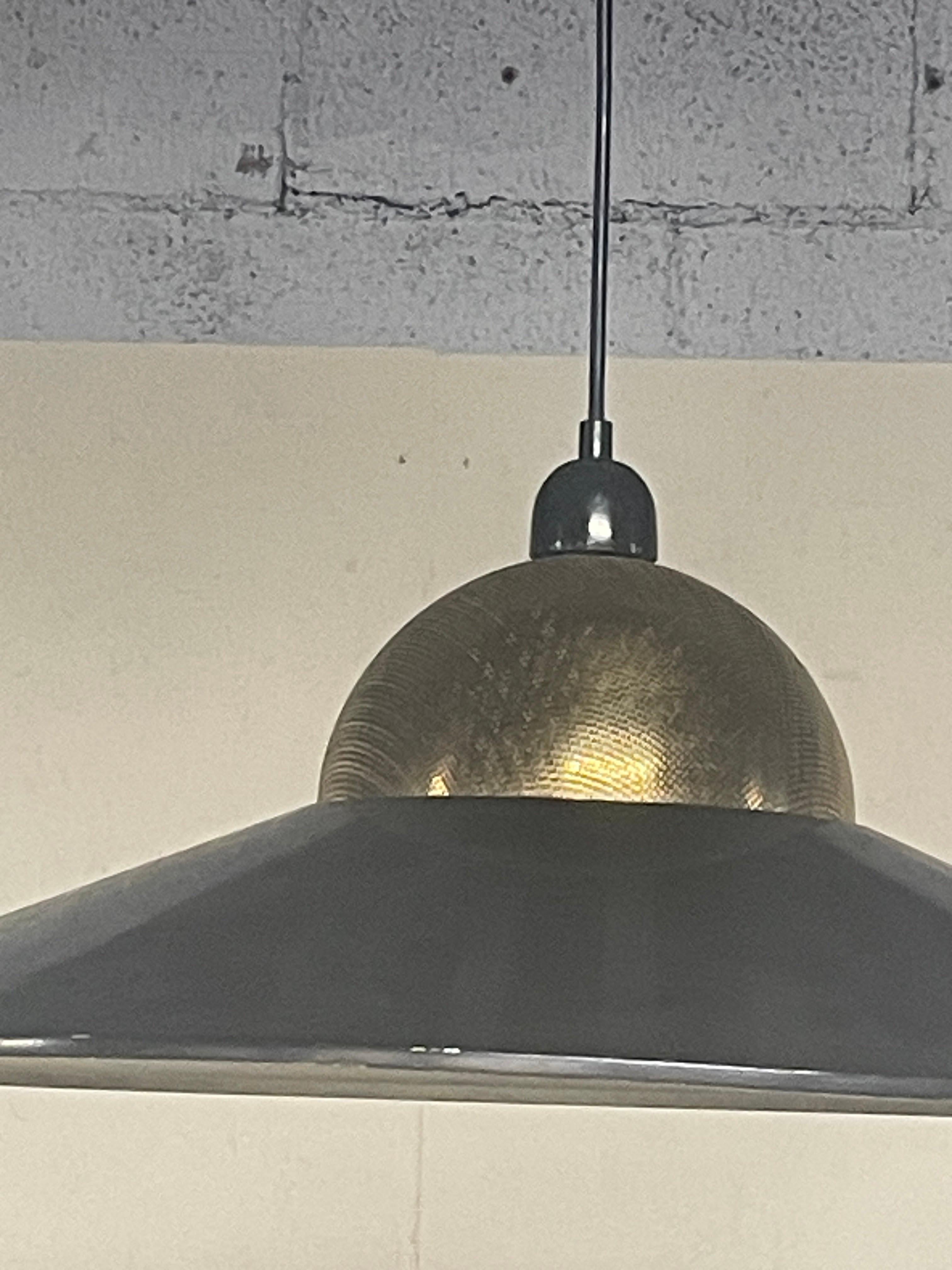 Italian Lampada a sospensione anni '70, ottone e metallo cromato in vendita