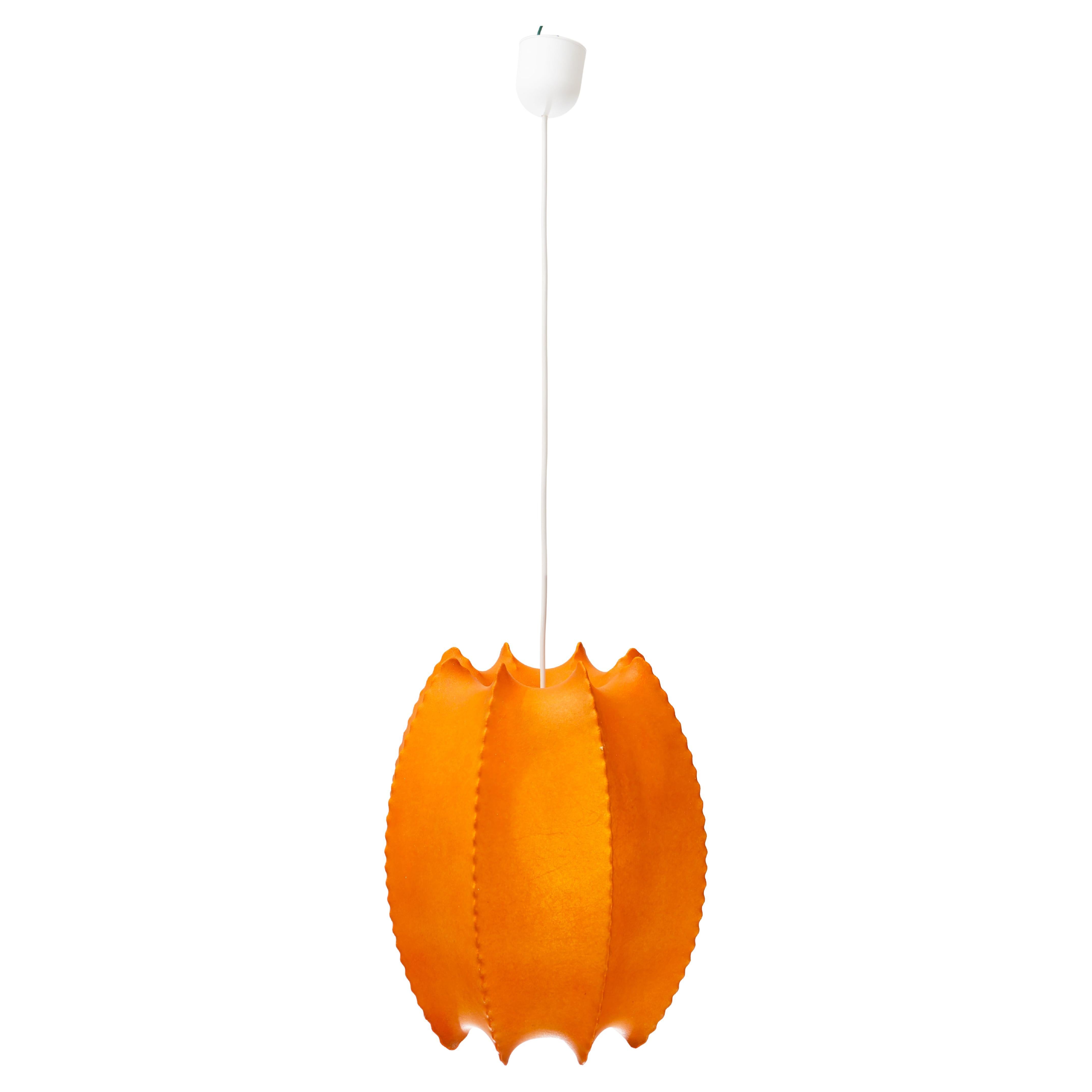 Lampada a sospensione ARANCIONE Cocoon, 1960 in vendita