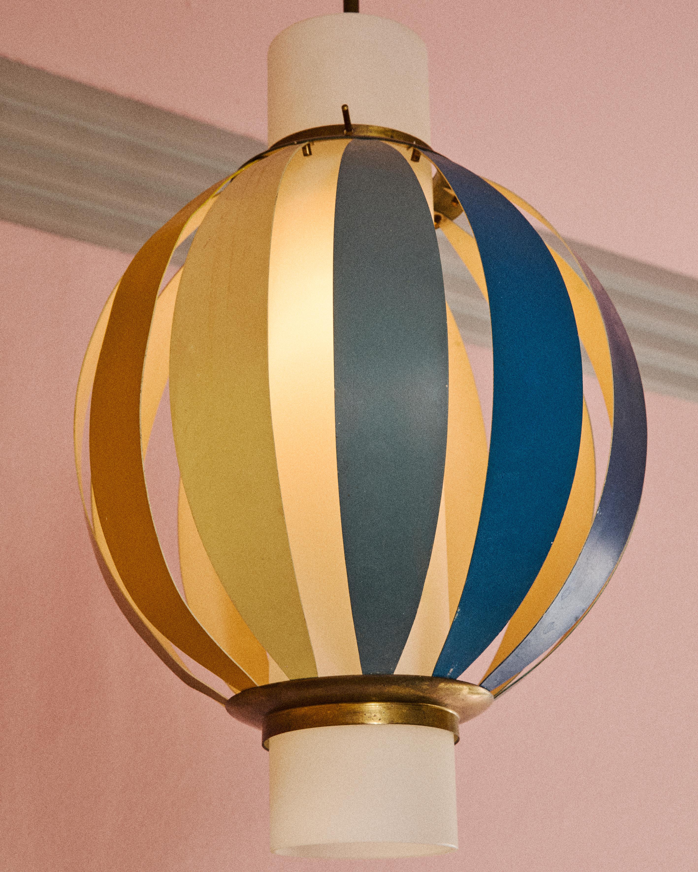 Italian Lampada a sospensione Arcobaleno, design Angelo Lelii per Arredoluce, Italia in vendita