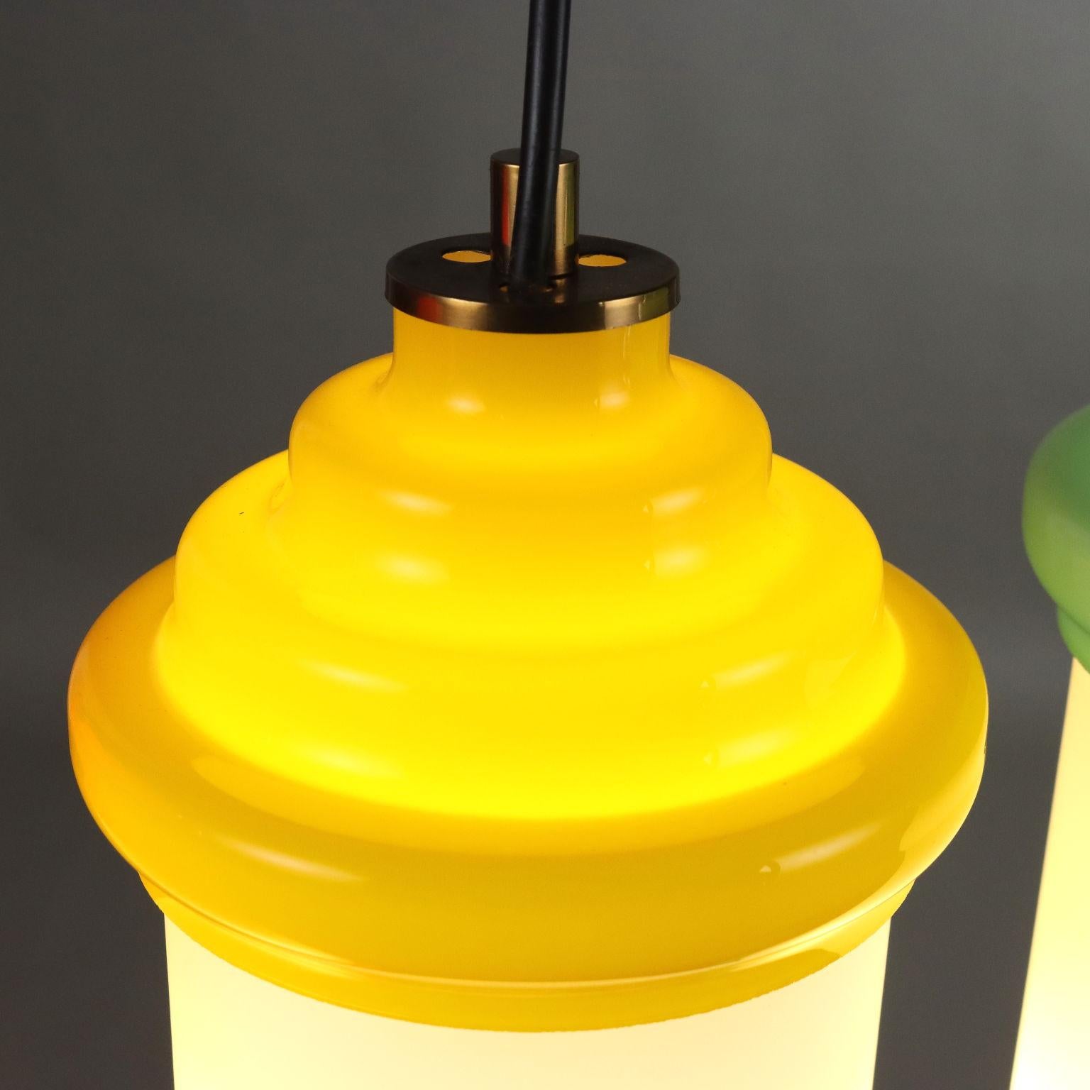Mid-20th Century Lampada a sospensione con vetri colorati Anni 60 in vendita