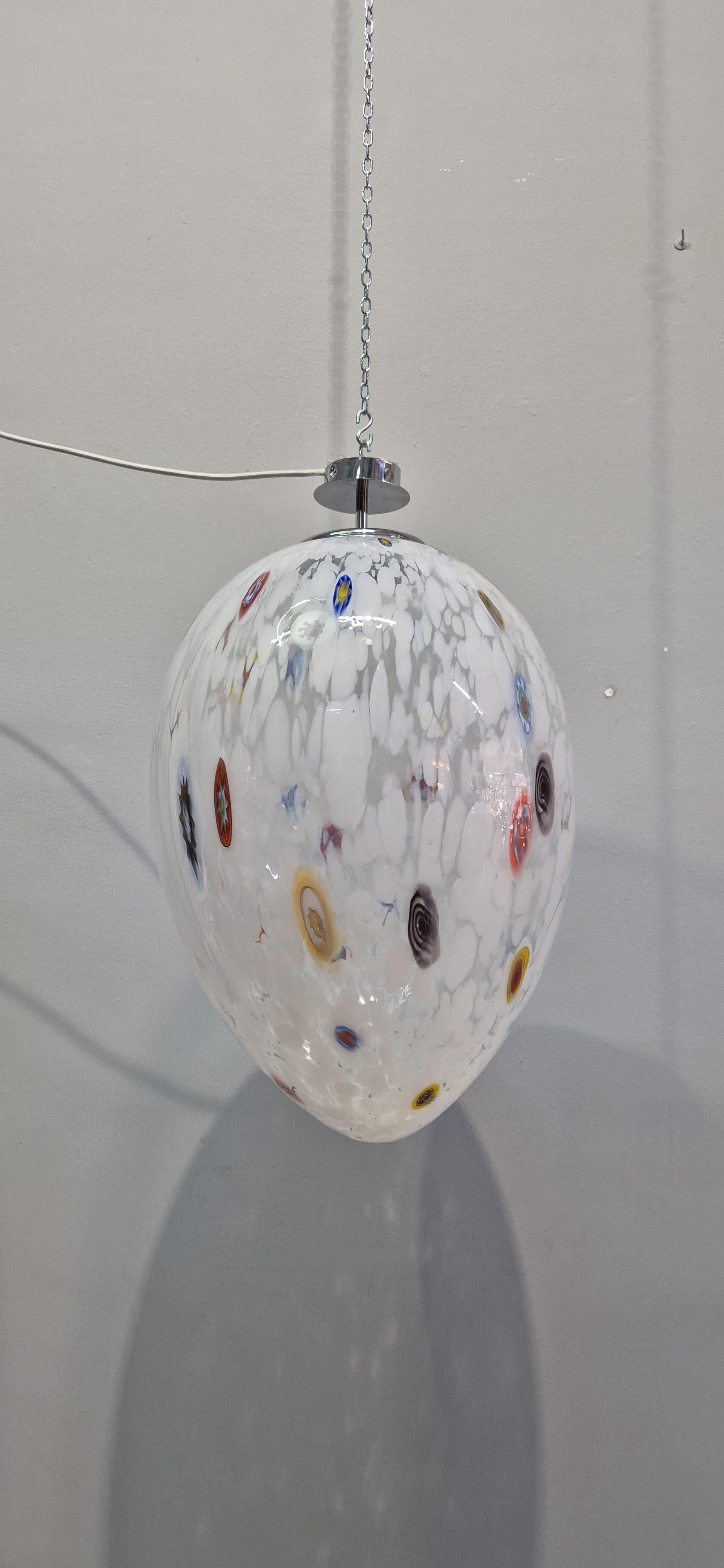 Periodo contemporaneo Lampada a sospensione Egg in vetro di Murano in vendita