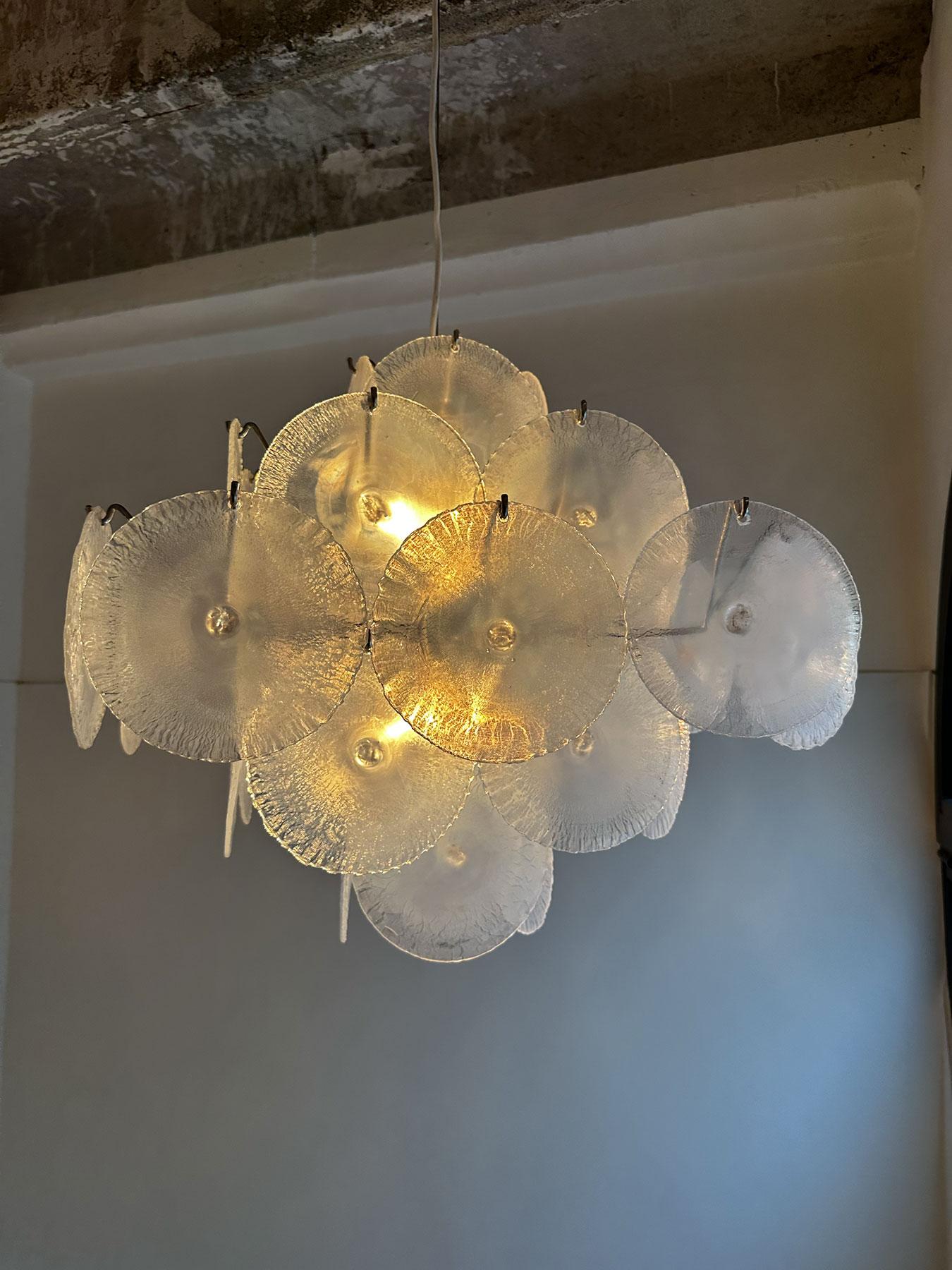 Hängeleuchte aus Muranoglas, entworfen von Carlo Nason für Mazzega (Italian) im Angebot
