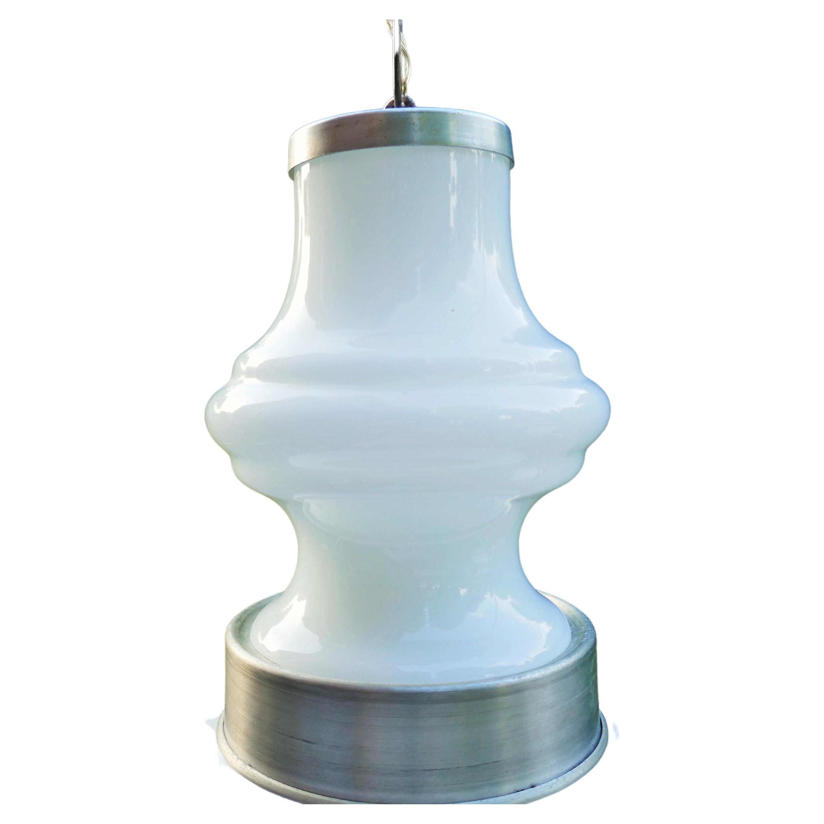 Lampada a sospensione in vetro opalino in vendita 3