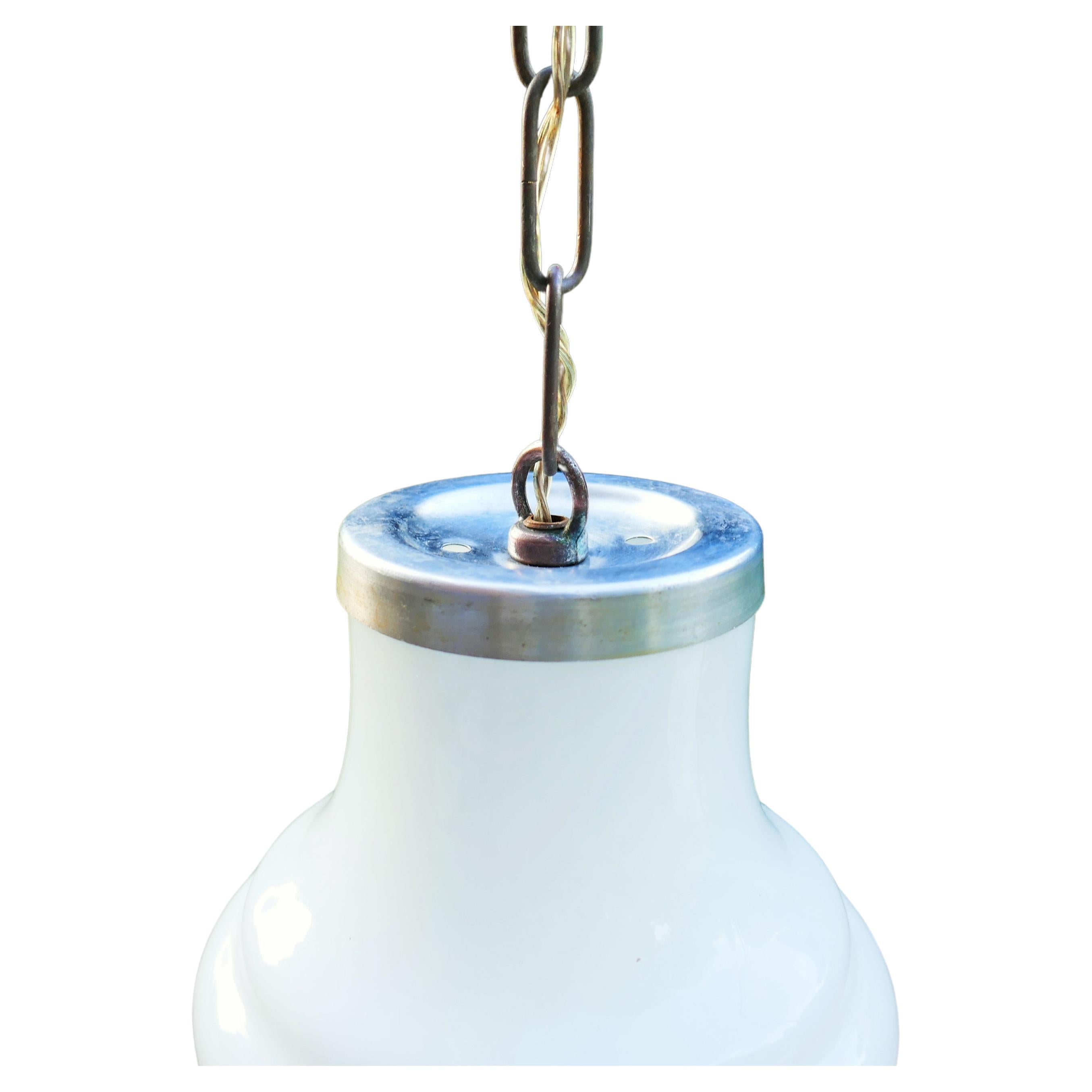 Lampada a sospensione in vetro opalino in vendita 7